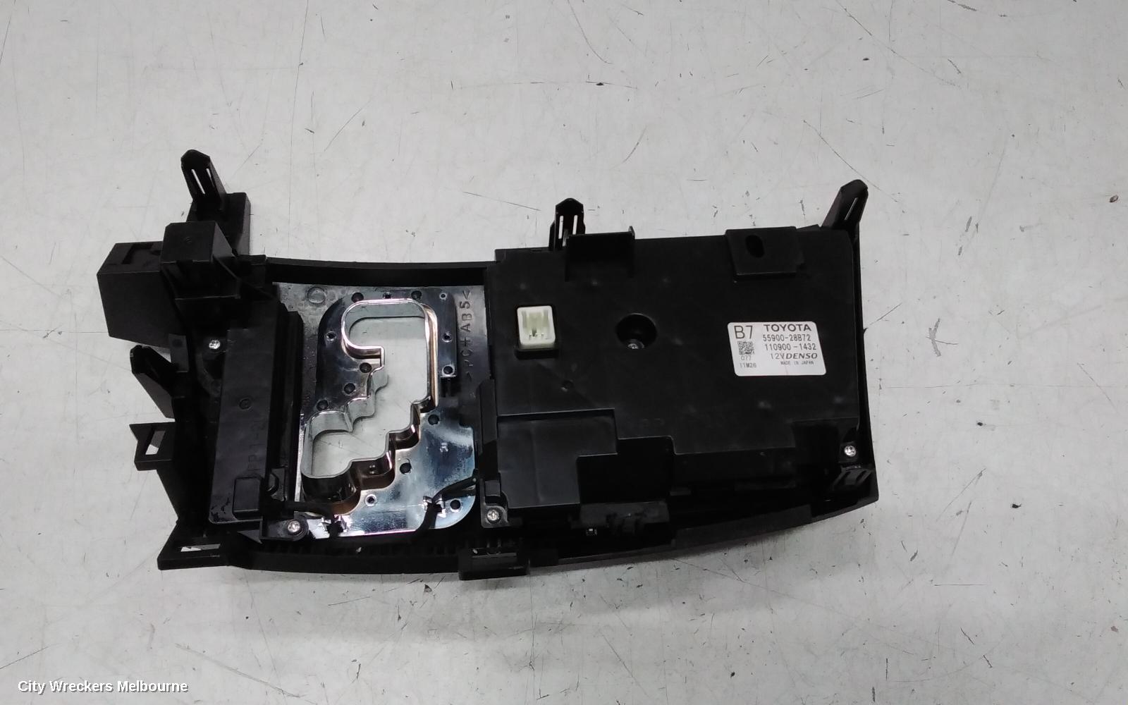 TOYOTA ESTIMA HEATER/AC CONTROLS, XR50, 05-19 - Image 2