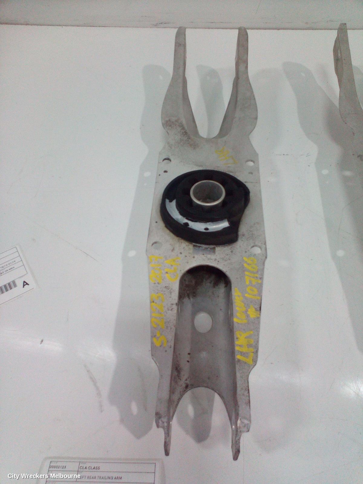 MERCEDES CLA CLASS LEFT REAR TRAILING ARM, LOWER CONTROL ARM-REAR, C117/X117, COUPE/WAGON, 10/2013 - 01/2019 - Image 1