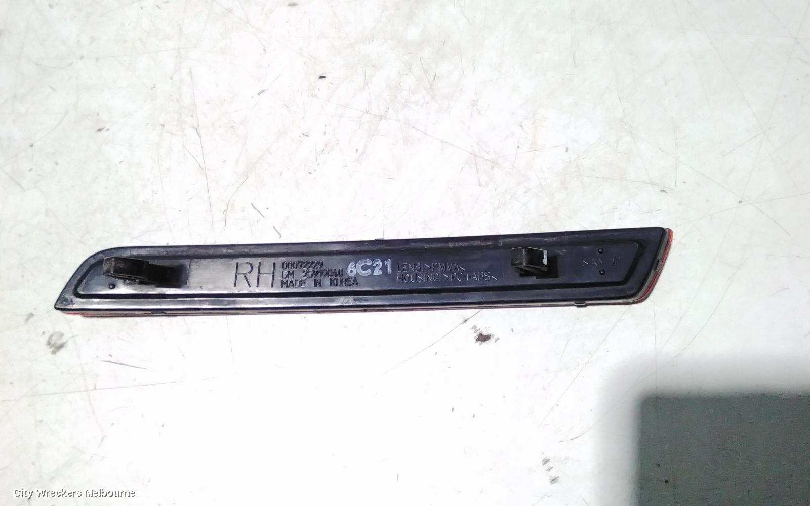 NISSAN QASHQAI RIGHT TAILLIGHT, J11, BUMPER REFLECTOR, 07/2017 - 07/2021 - Image 3