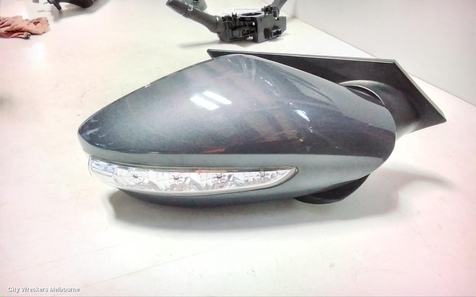 HYUNDAI I45 RIGHT DOOR MIRROR, YF, POWER FOLDING, W/ FLASHER TYPE, 02/2010 - 05/2013 (AUS ONLY) - Image 3