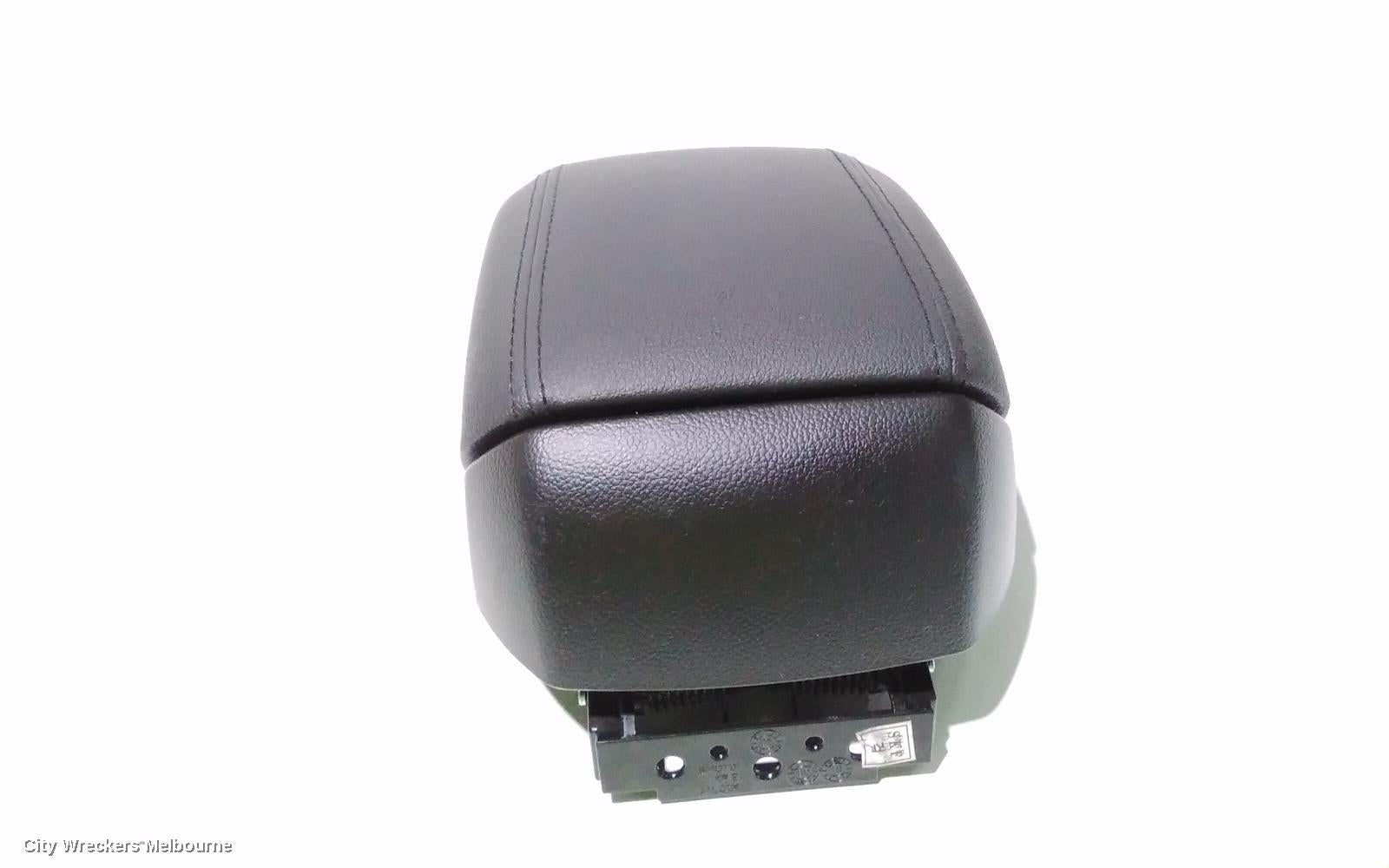 HOLDEN CRUZE CONSOLE, JG, CONSOLE LID ONLY, 03/2009 - 02/2011 - Image 3