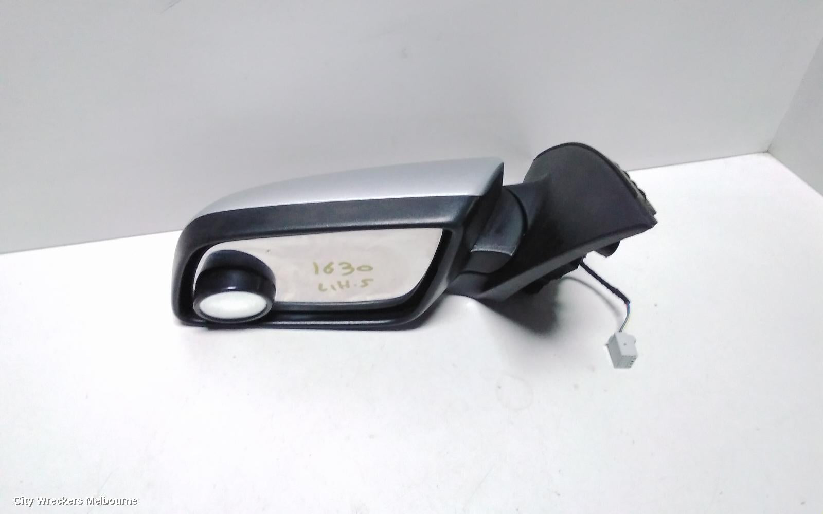 HOLDEN COMMODORE LEFT DOOR MIRROR, VF, COLOUR CODED/BLACK, NON BLINDSPOT TYPE, 05/2013 - 12/2017 - Image 2