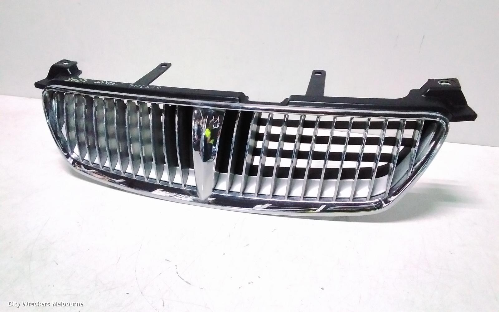 NISSAN PULSAR GRILLE, N16 SI, SEDAN, VERTICAL SLAT TYPE, 05/2000 - 07/2003 - Image 3