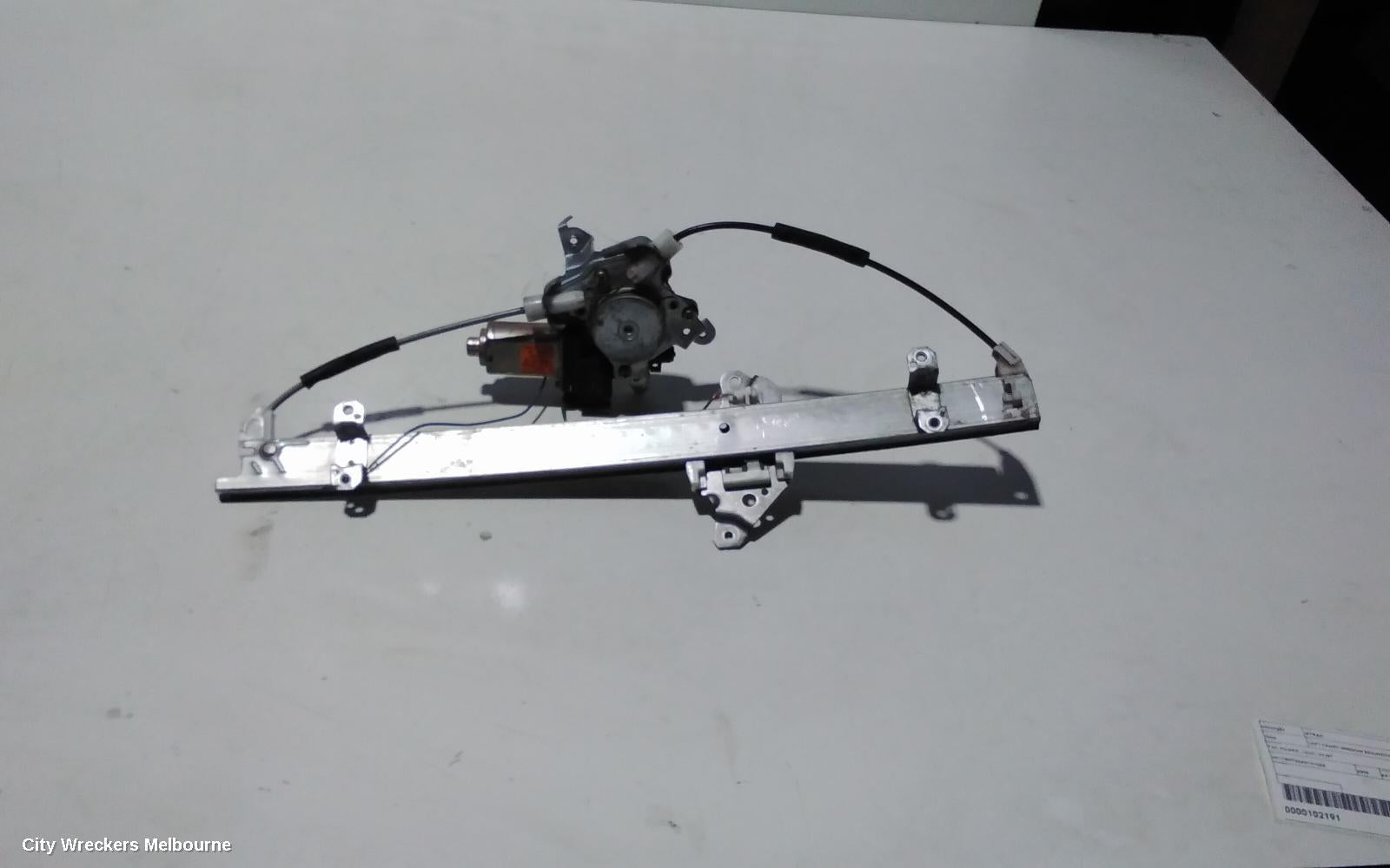 NISSAN XTRAIL LEFT FRONT WINDOW REG/MOTOR, T30, POWER, 10/2001 - 09/2007 - Image 3