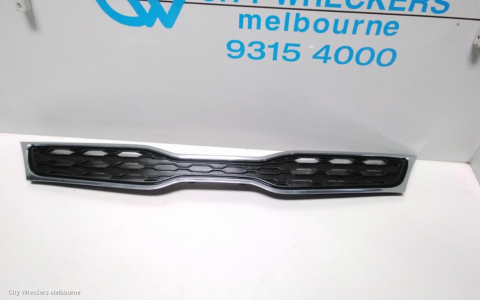 KIA RIO GRILLE, RADIATOR GRILLE, UB, HATCH, 08/2011 - 11/2014 - Image 3