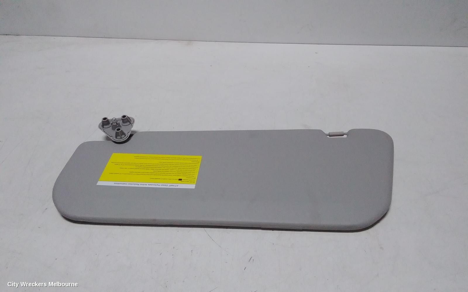 LDV DELIVER 9 SUNVISOR, RH SIDE, 07/2020 ONWARDS - Image 3