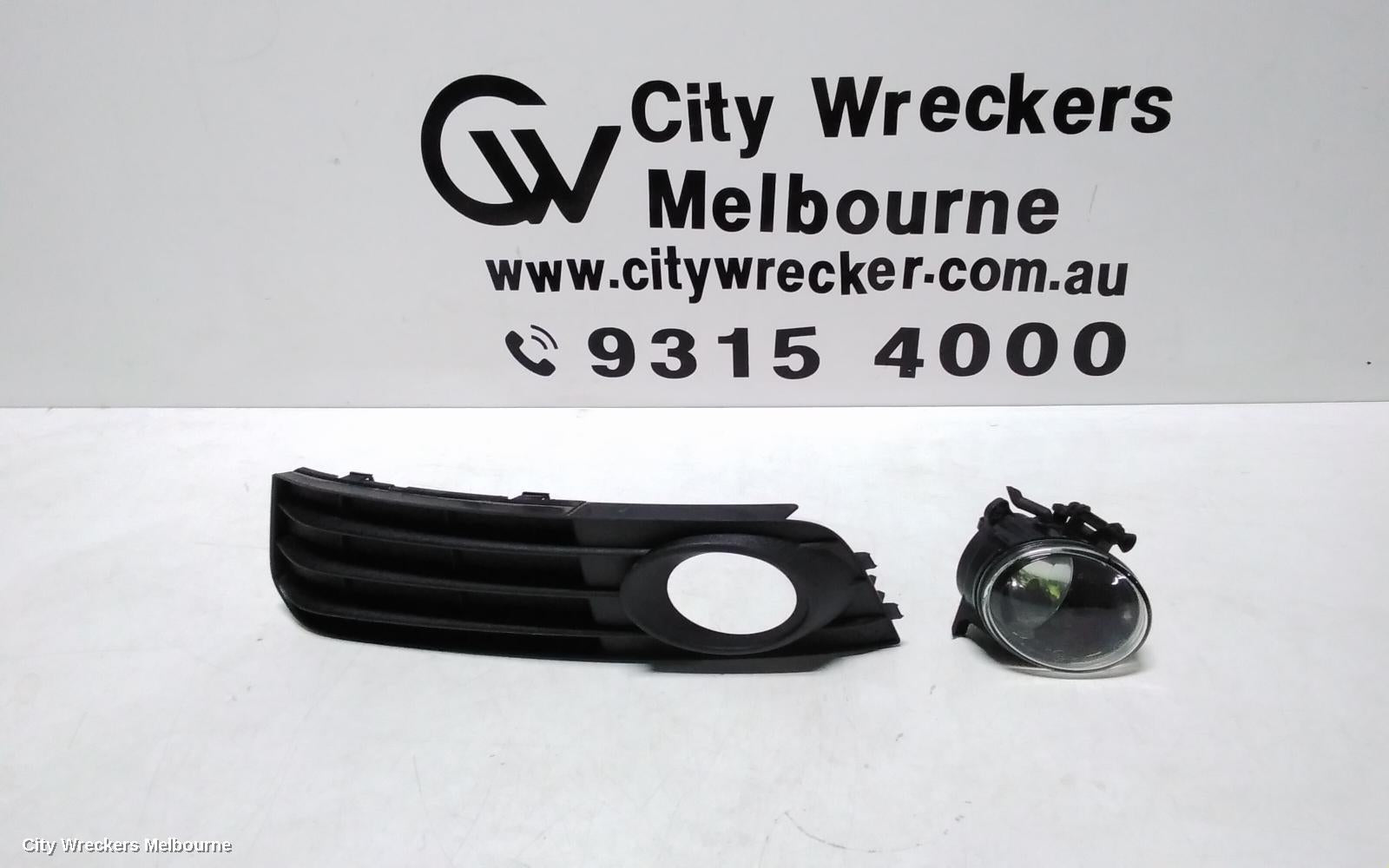 AUDI A4 LEFT INDICATOR/FOG/SIDE, BUMPER FOGLAMP, B8 8K, 02/2008 - 01/2012 - Image 2