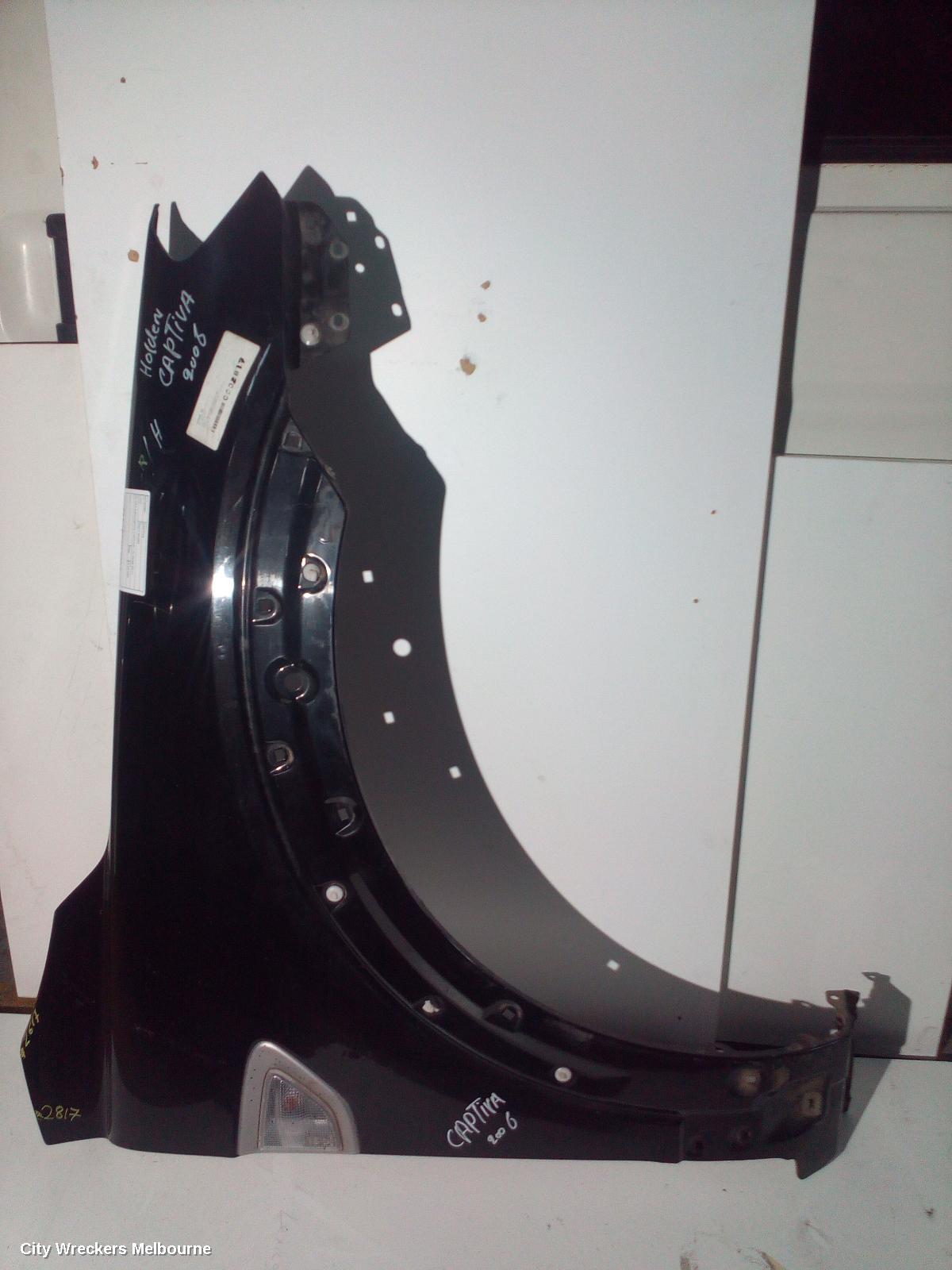 HOLDEN CAPTIVA RIGHT GUARD, CG, CX/LX/SX/CAPTIVA 7 (4TH VIN = C), 09/2006 - 02/2011 - Image 1