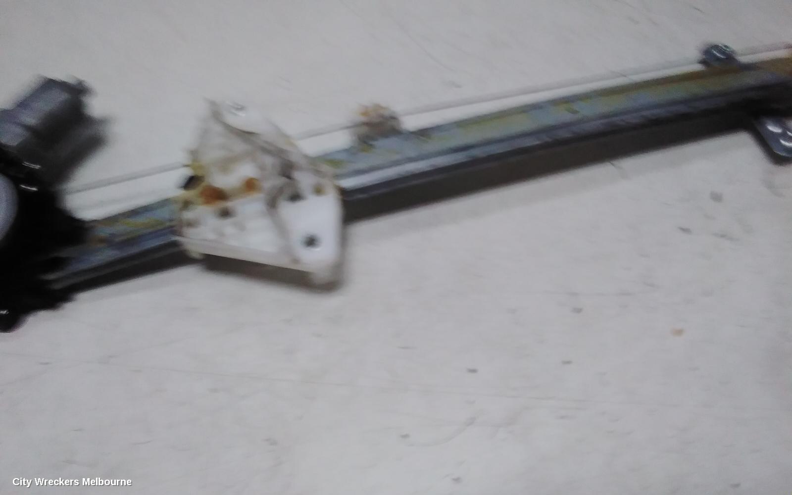 SUBARU IMPREZA LEFT FRONT WINDOW REG/MOTOR, G4, POWER, 12/2011 - 08/2017 - Image 1