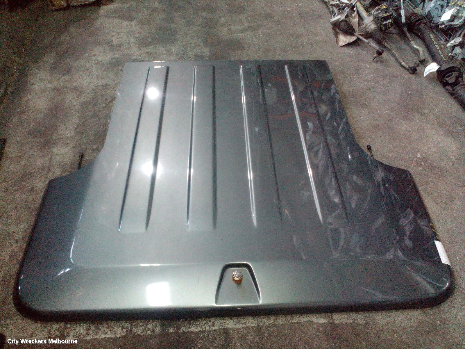 VOLKSWAGEN AMAROK TONNEAU/COVER, TONNEAU-HARD, 2H, DUAL CAB, 02/2011 ONWARDS - Image 1