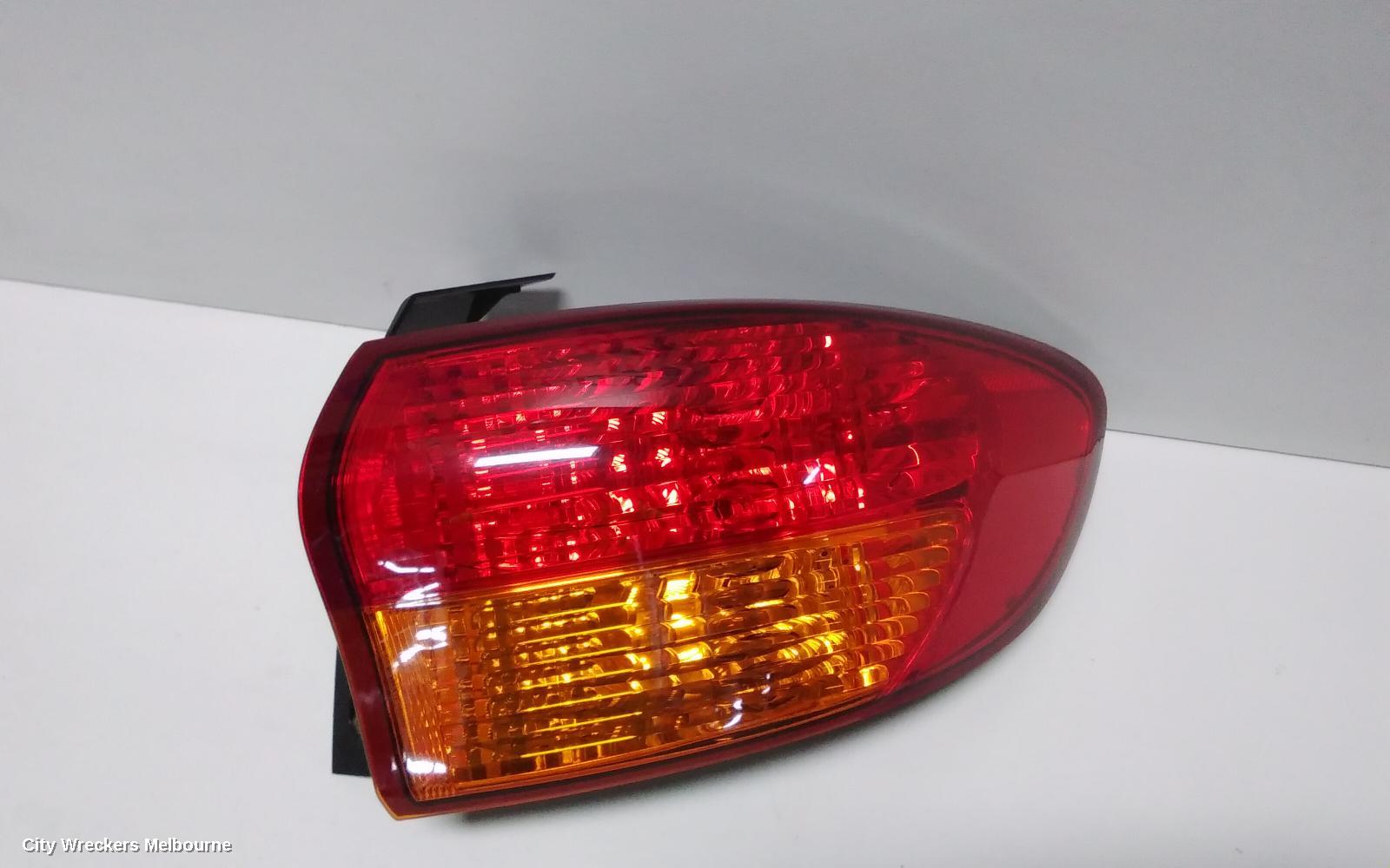 SUBARU TRIBECA RIGHT TAILLIGHT, B9, IN BODY, 10/2006 - 11/2007 - Image 2