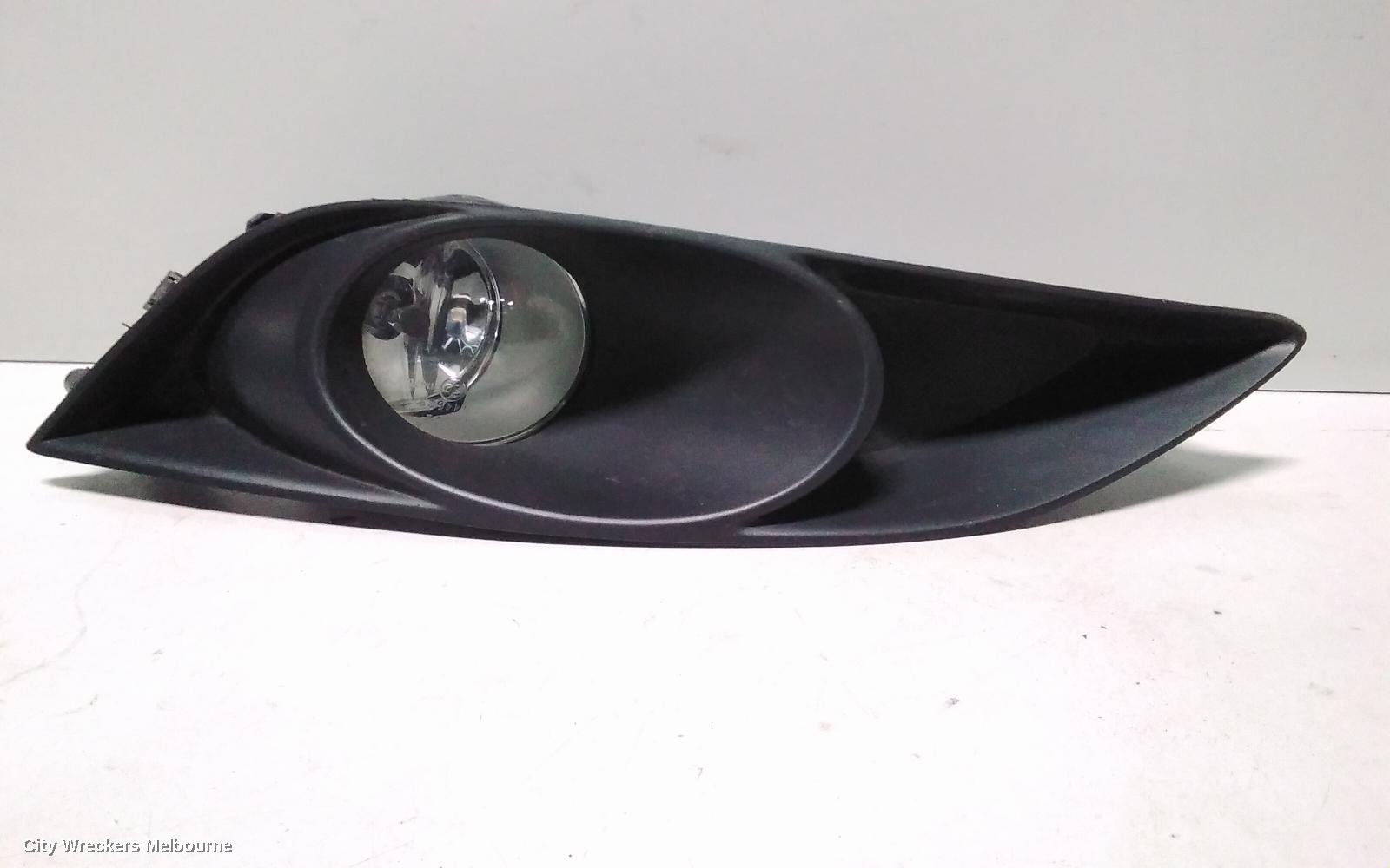 TOYOTA COROLLA LEFT INDICATOR/FOG/SIDE, BUMPER FOGLAMP, ZRE152R, HATCH, 03/2007 - 10/2009 - Image 3