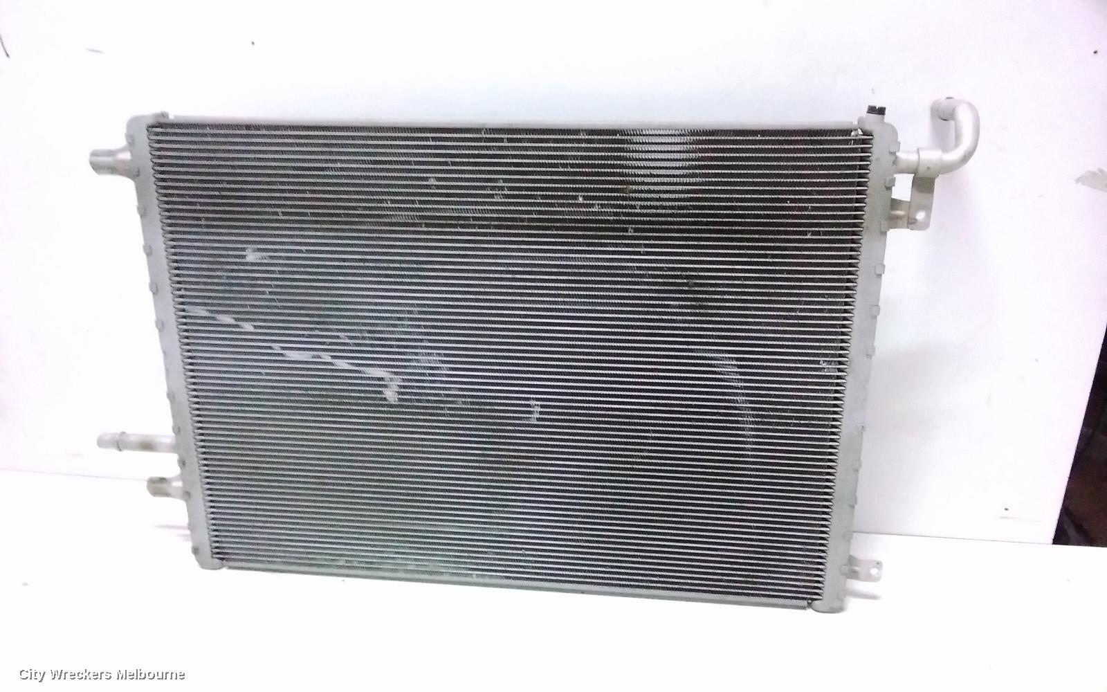 LAND ROVER DISCOVERY SPORT RADIATOR, AUTO, 2.0, PETROL, L550, SECONDARY, 07/2019 ONWARDS - Image 2