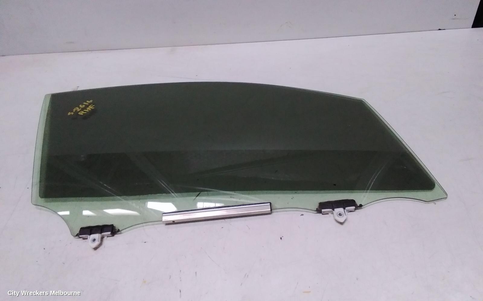 TOYOTA C-HR RIGHT FRONT DOOR WINDOW, GEN 1, 12/2016 - 09/2023 - Image 2