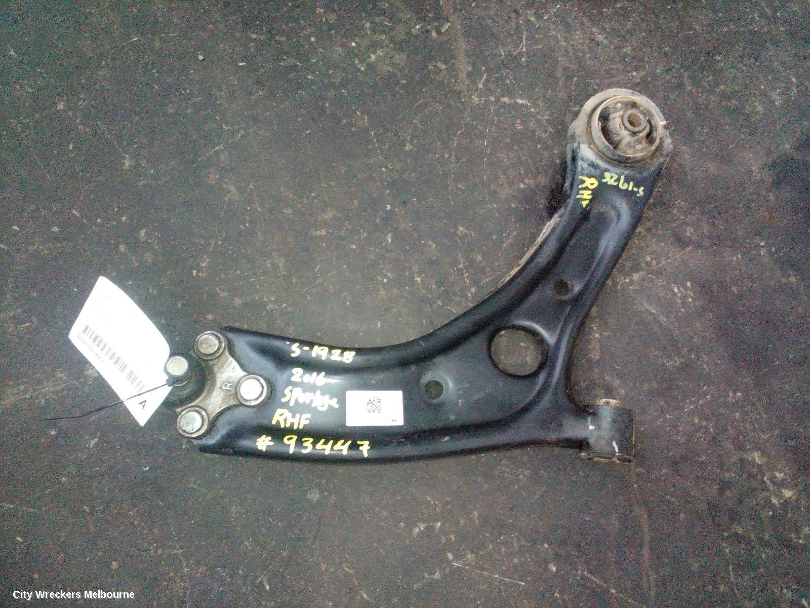 KIA SPORTAGE RIGHT FRONT LOWER CONTROL ARM, QL, 10/2015 - 08/2021 - Image 2