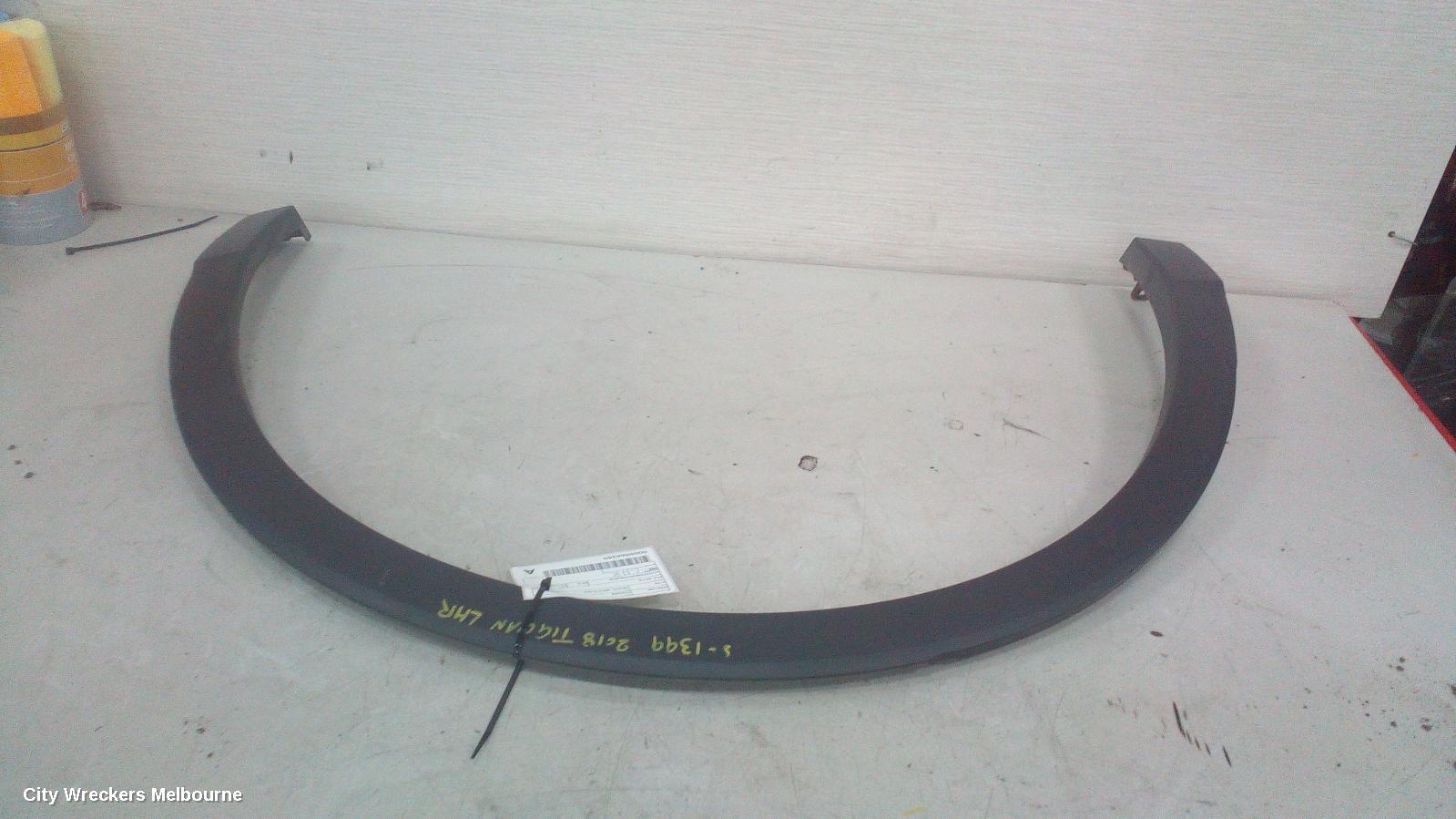 VOLKSWAGEN TIGUAN WHEEL ARCH FLARE, LH REAR, 5NA, 06/2016 ONWARDS - Image 2