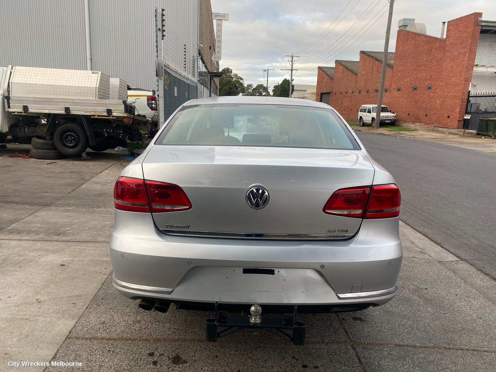 VOLKSWAGEN PASSAT TRANS/GEARBOX, AUTO, FWD, DIESEL, 2.0, 3C/MK6 B6-B7, NLN CODE, 08/2007 - 07/2013 - Image 1