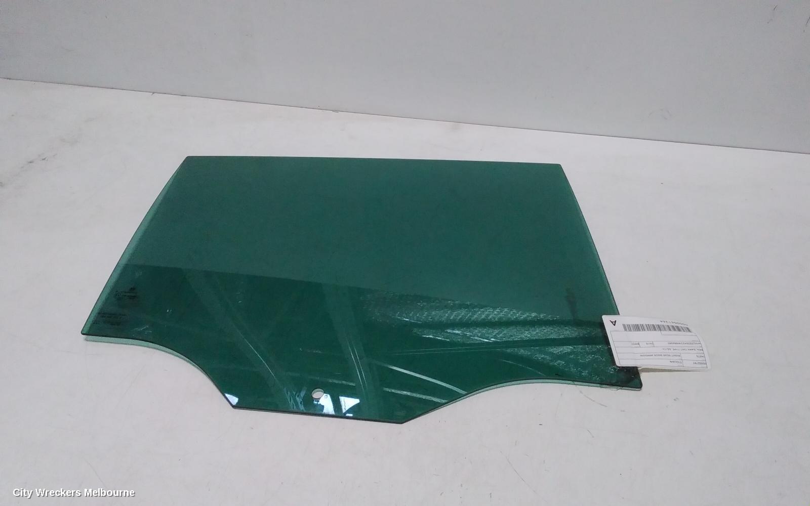 VOLKSWAGEN TIGUAN RIGHT REAR DOOR WINDOW, 5NA, DARK TINT TYPE, 06/2016 ONWARDS - Image 3