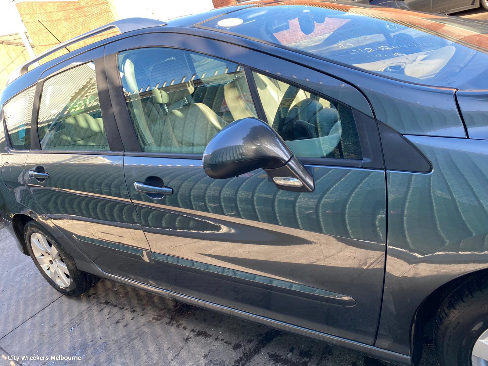 PEUGEOT 308 RIGHT REAR DOOR, T7, WAGON, 08/2008 - 12/2013 - Image 3