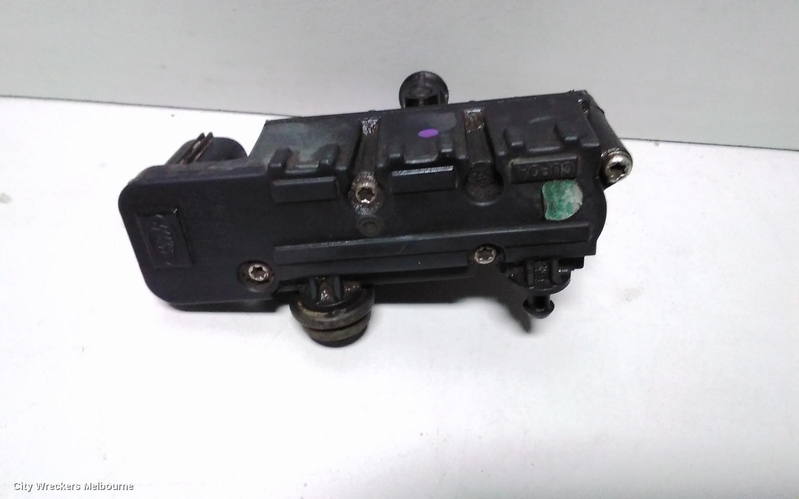 LAND ROVER RANGEROVER, L322 MY06 08/2005 - 08/2009, AIR SUSPINTION VALVE: 66408 - Image 1