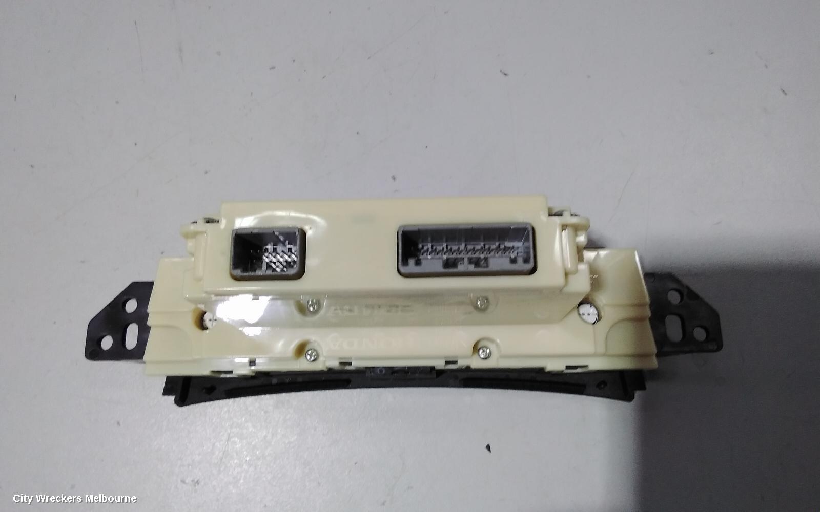 HONDA ACCORD HEATER/AC CONTROLS, 8TH GEN, EURO (VIN JHMCU), 06/2008 - 12/2015 - Image 3