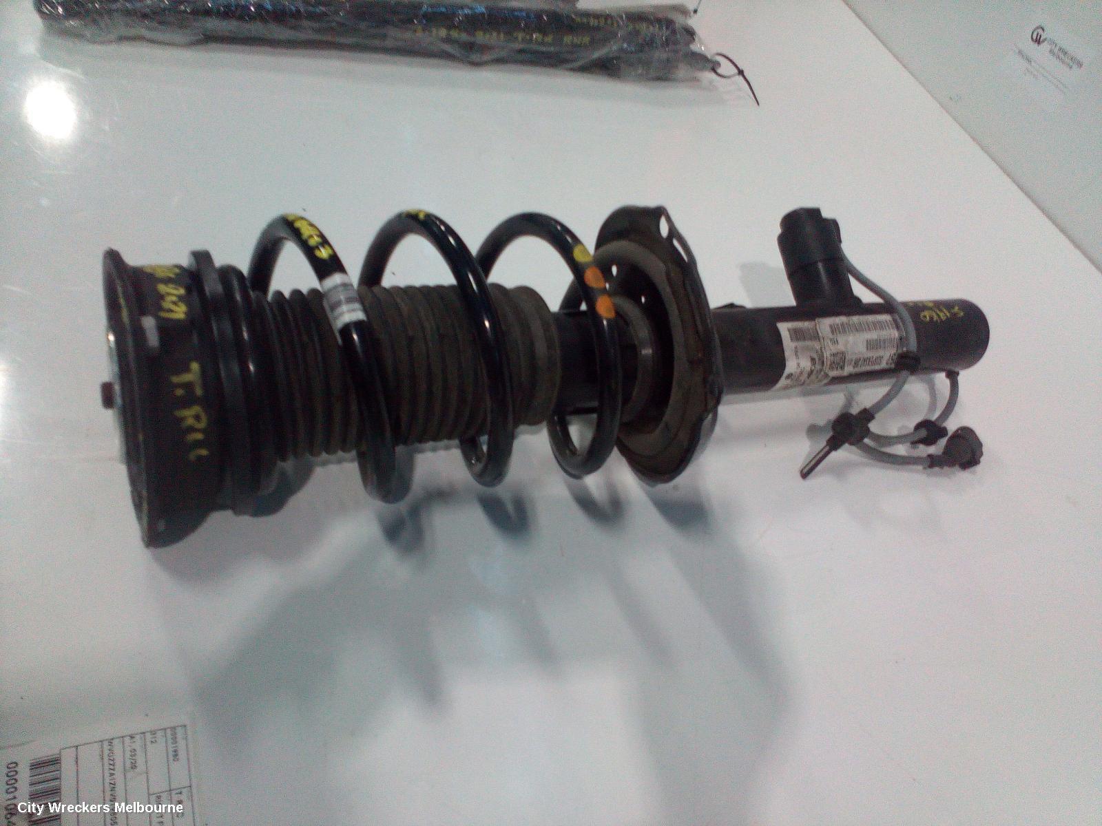 VOLKSWAGEN T-ROC RIGHT FRONT STRUT, A1, ELECTRIC TYPE, 03/2020 ONWARDS - Image 3