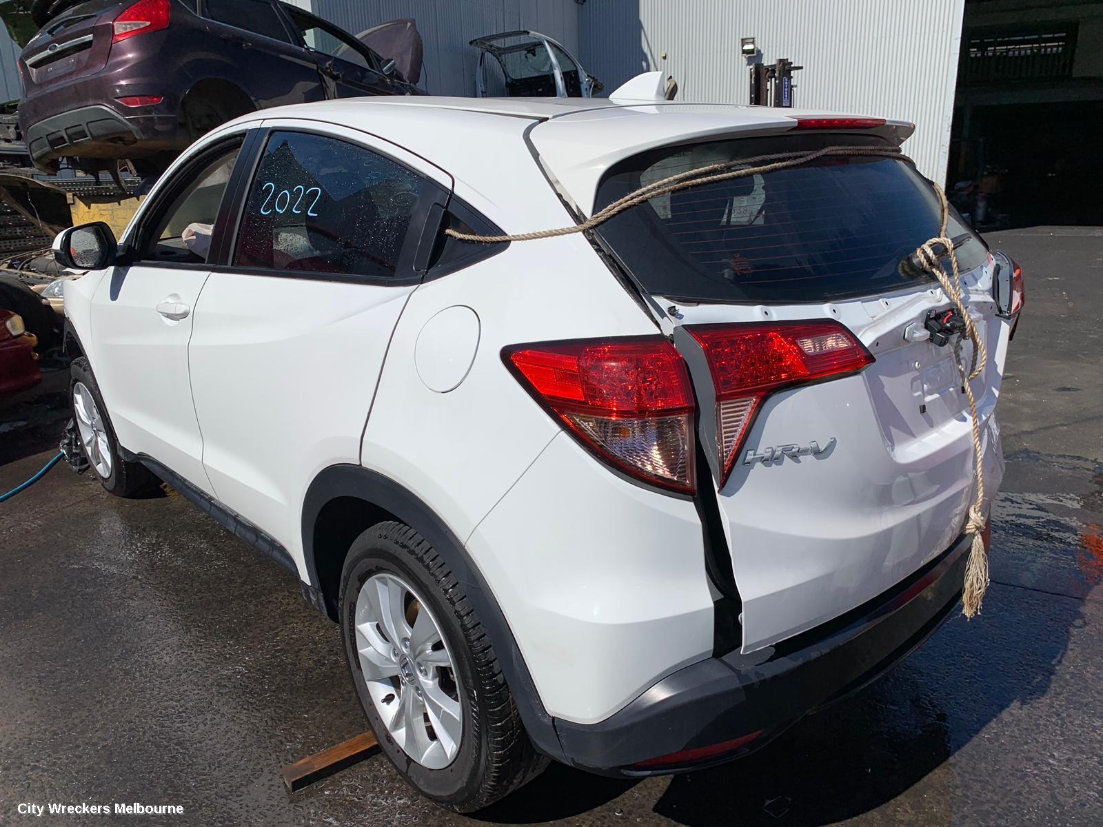 HONDA HRV WHEEL ARCH FLARE, RH FRONT, RU5, 12/2014 - 10/2021 - Image 2