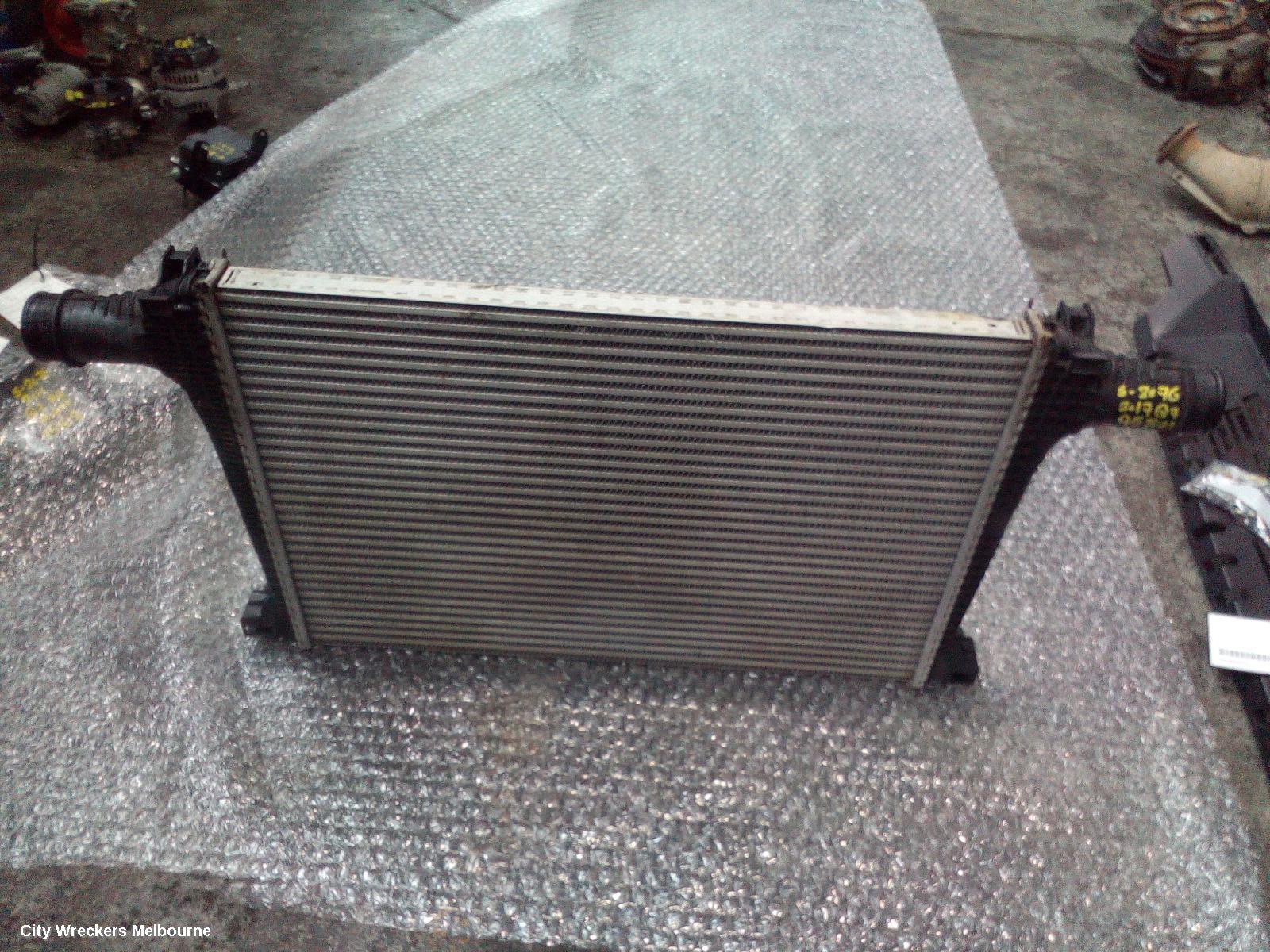 AUDI Q7 INTERCOOLER, DIESEL, 3.0, CZZA/CRTC CODE, 4M, 09/2015 - 03/2020 - Image 1