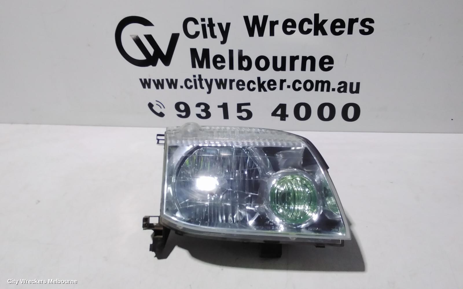 NISSAN XTRAIL RIGHT HEADLAMP, T30, YELLOW LENS TYPE, 10/2001 - 09/2007 - Image 3