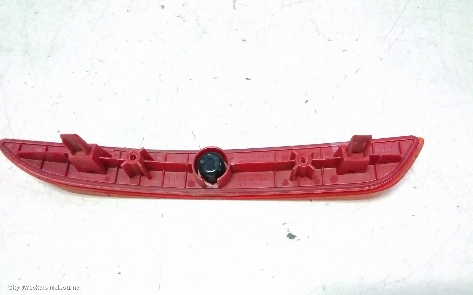 MAZDA 3 RIGHT TAILLIGHT, BP, IN BUMPER REFLECTOR, SEDAN, 03/2019 ONWARDS - Image 3