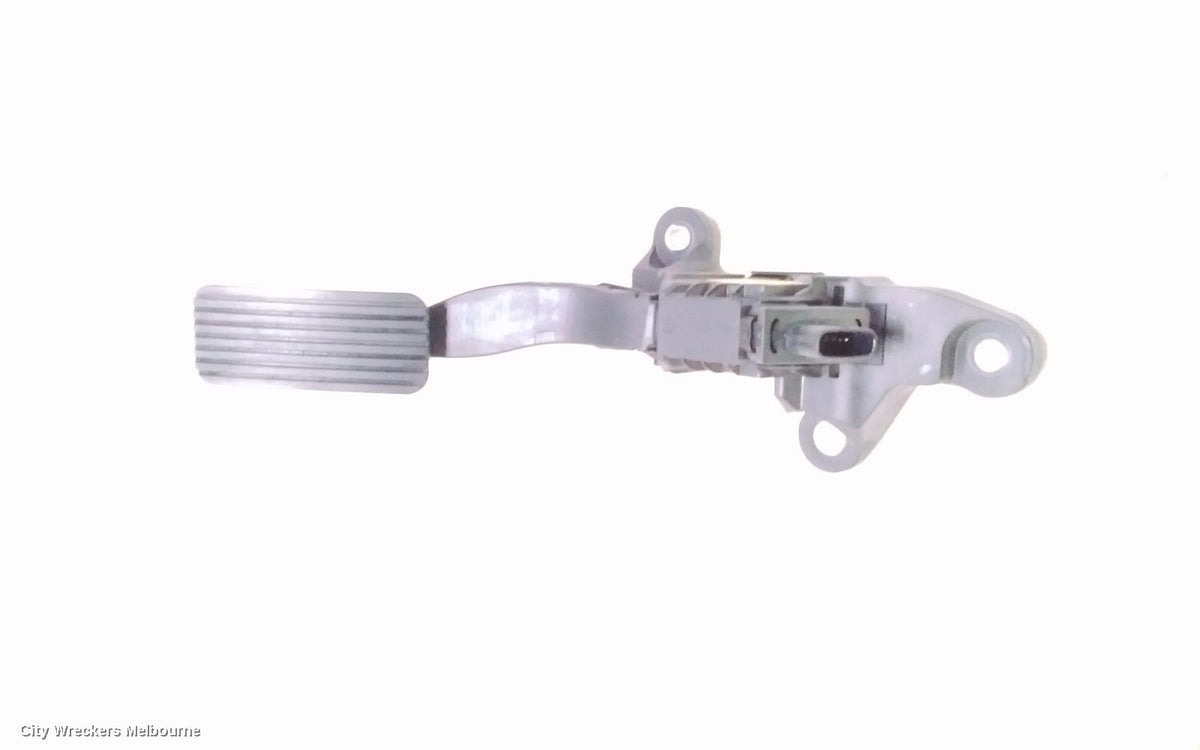 KIA CARNIVAL/GRAND CARNIVAL PEDAL ASSEMBLY, KA4, ACCELERATOR PEDAL, 10/2020 ONWARDS - Image 2