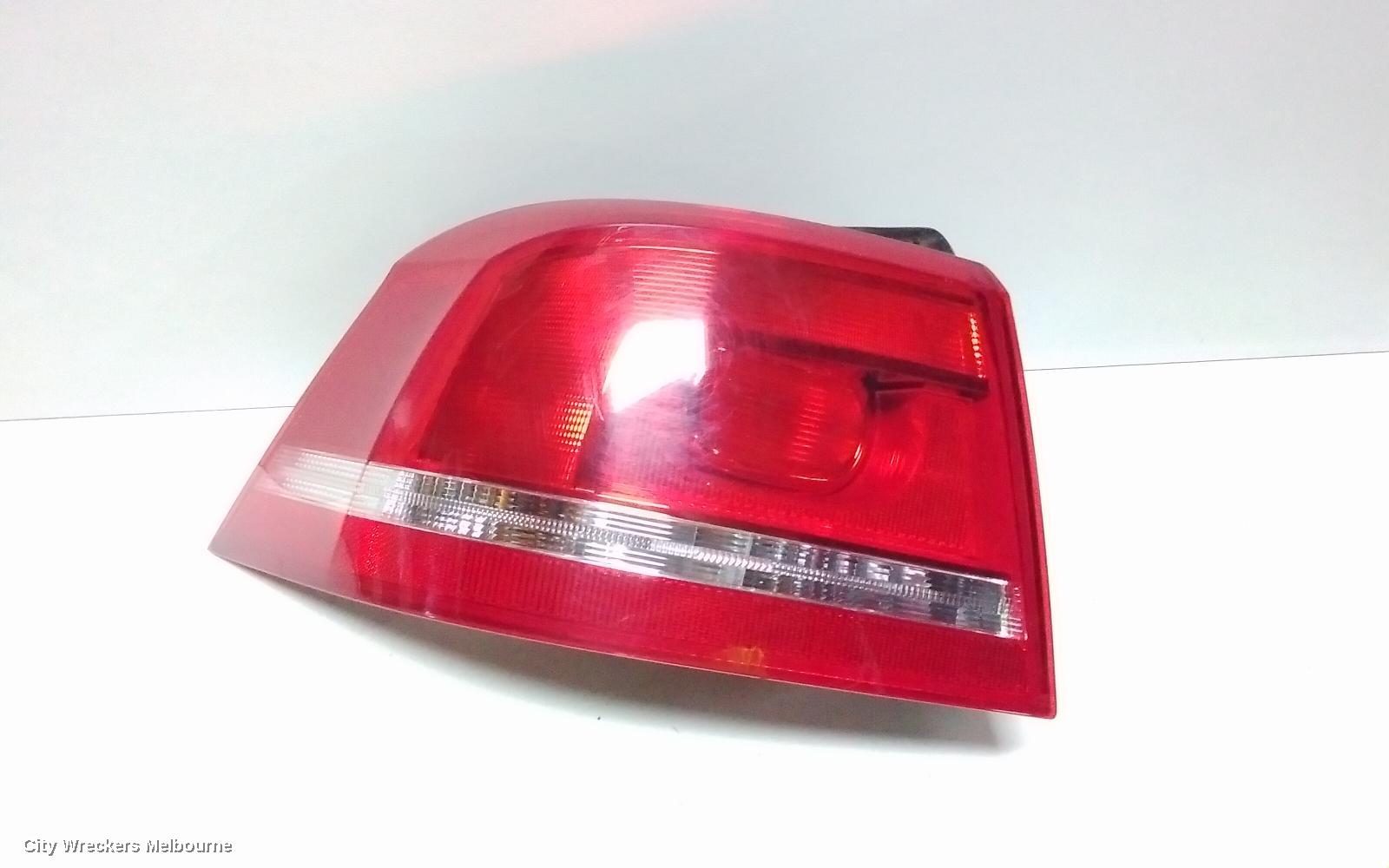 VOLKSWAGEN PASSAT LEFT TAILLIGHT, 3C/MK6 B7, SEDAN, NON LED TYPE, 09/2010 - 05/2015 - Image 3