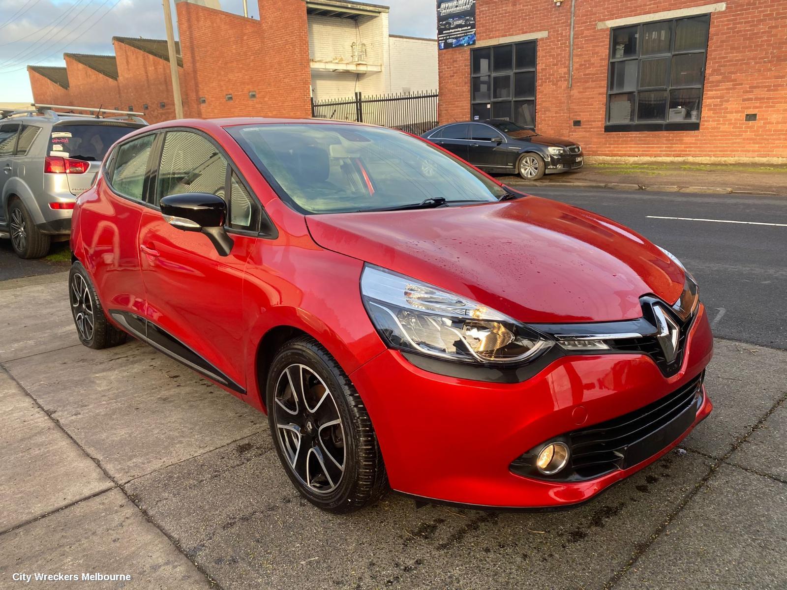 RENAULT CLIO LEFT FRONT DOOR, X98, 09/2013 - 10/2019 - Image 2