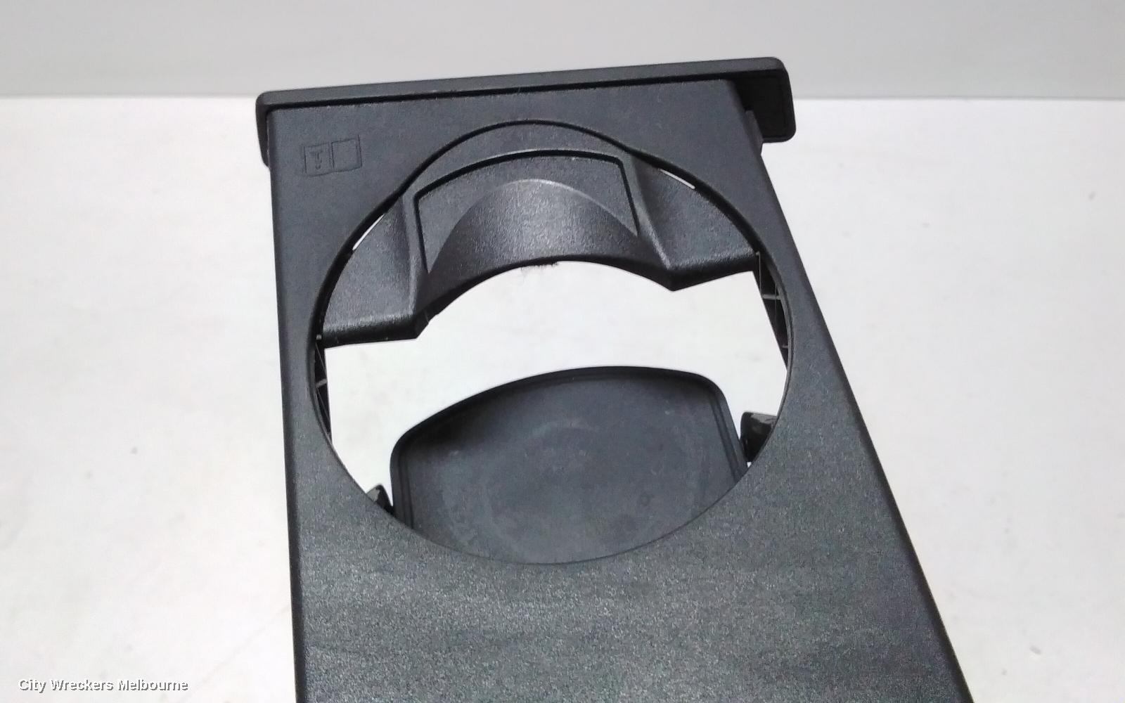BMW 3 SERIES, E90, 03/2005 - 12/2013, CUPHOLDER LEFT (PASSENGER) - TESTED WORKS: 78865 - Image 2
