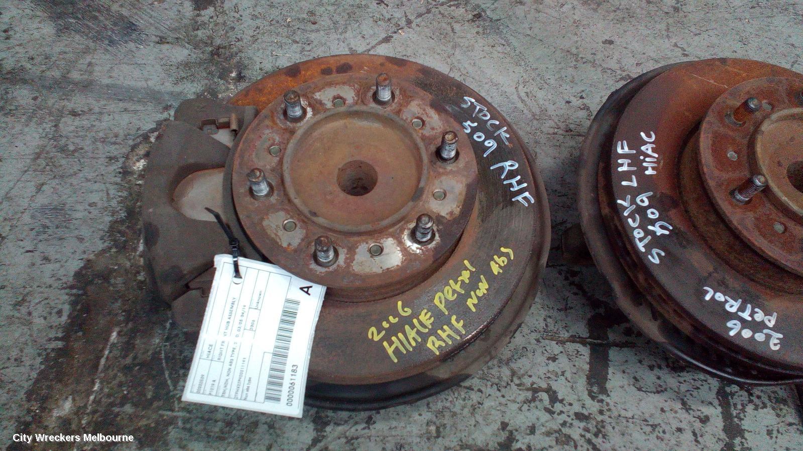 TOYOTA HIACE RIGHT FRONT HUB ASSEMBLY, TRH/KDH, NON ABS TYPE, 2WD, 03/2005 - 04/2019 - Image 1