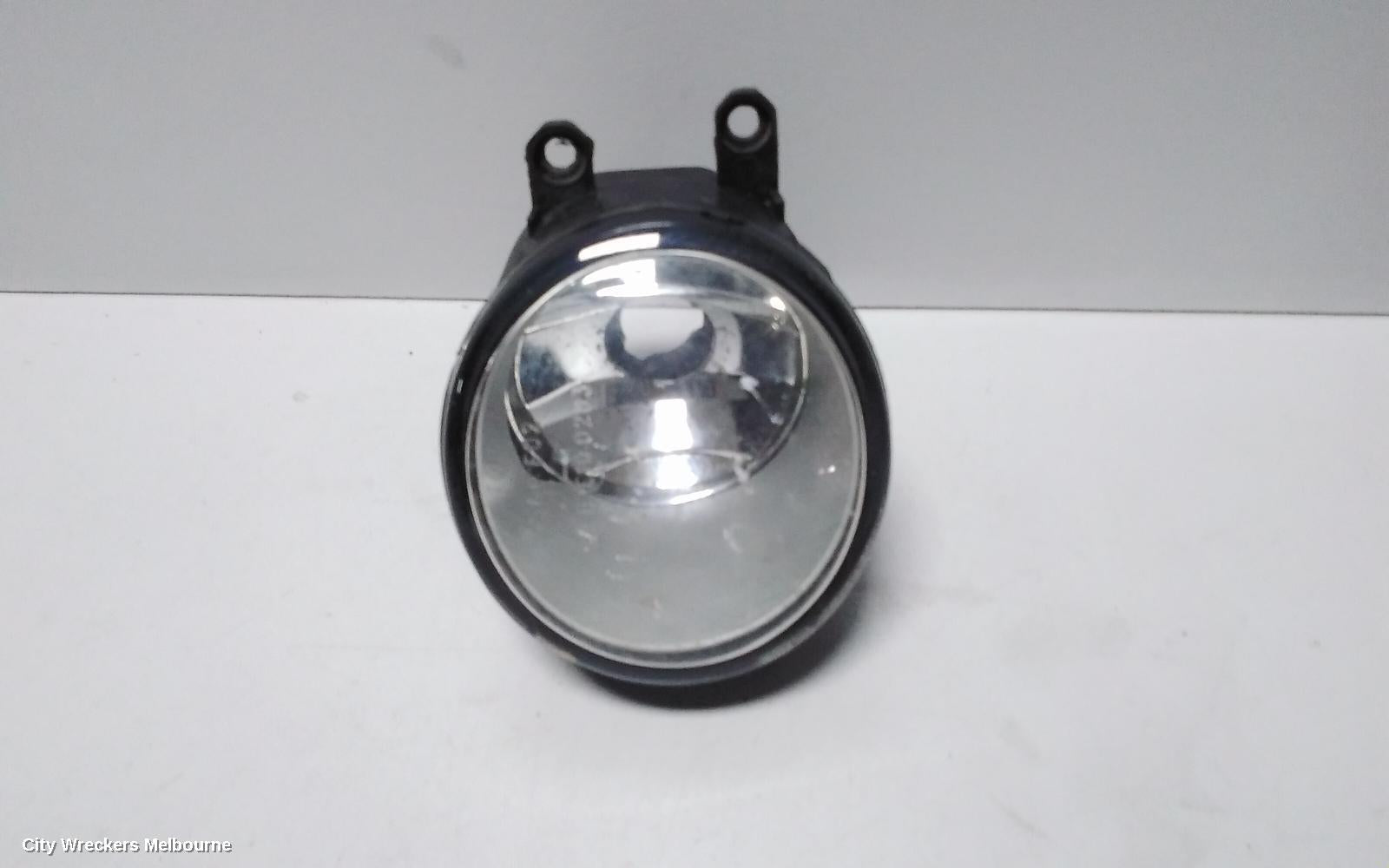 TOYOTA HILUX LEFT INDICATOR/FOG/SIDE, BUMPER FOGLAMP, 03/2005 - 09/2008 - Image 3