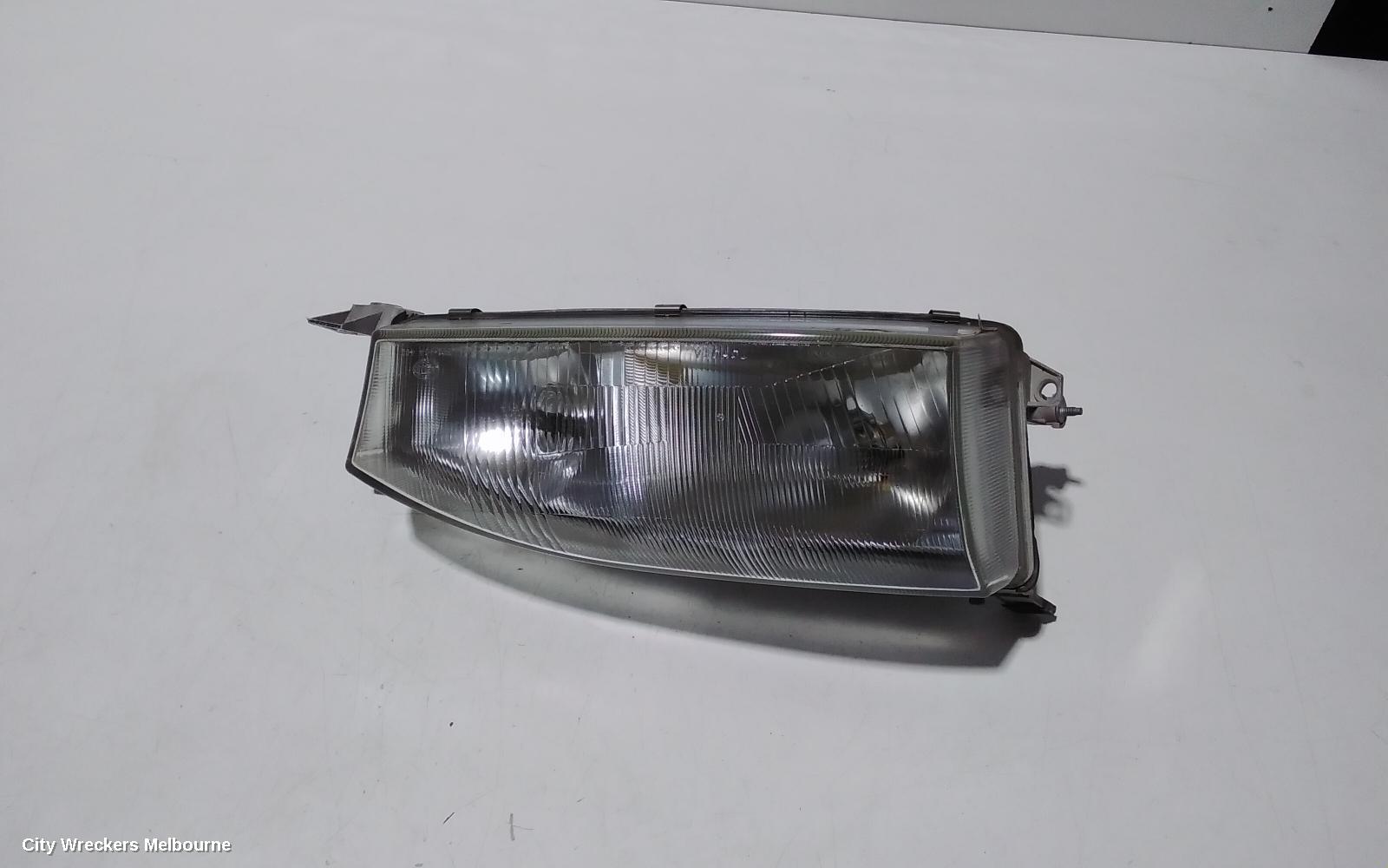 TOYOTA CAMRY RIGHT HEADLAMP, SK10, LENS# 301-954 (AUST TYPE), 02/1993 - 06/1997 - Image 3