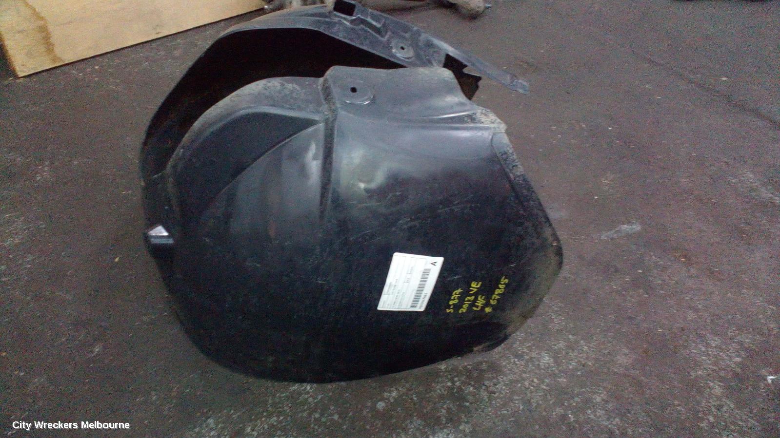 HOLDEN COMMODORE LEFT GUARD LINER, VE, FRONT, 08/2006 - 04/2013 - Image 2