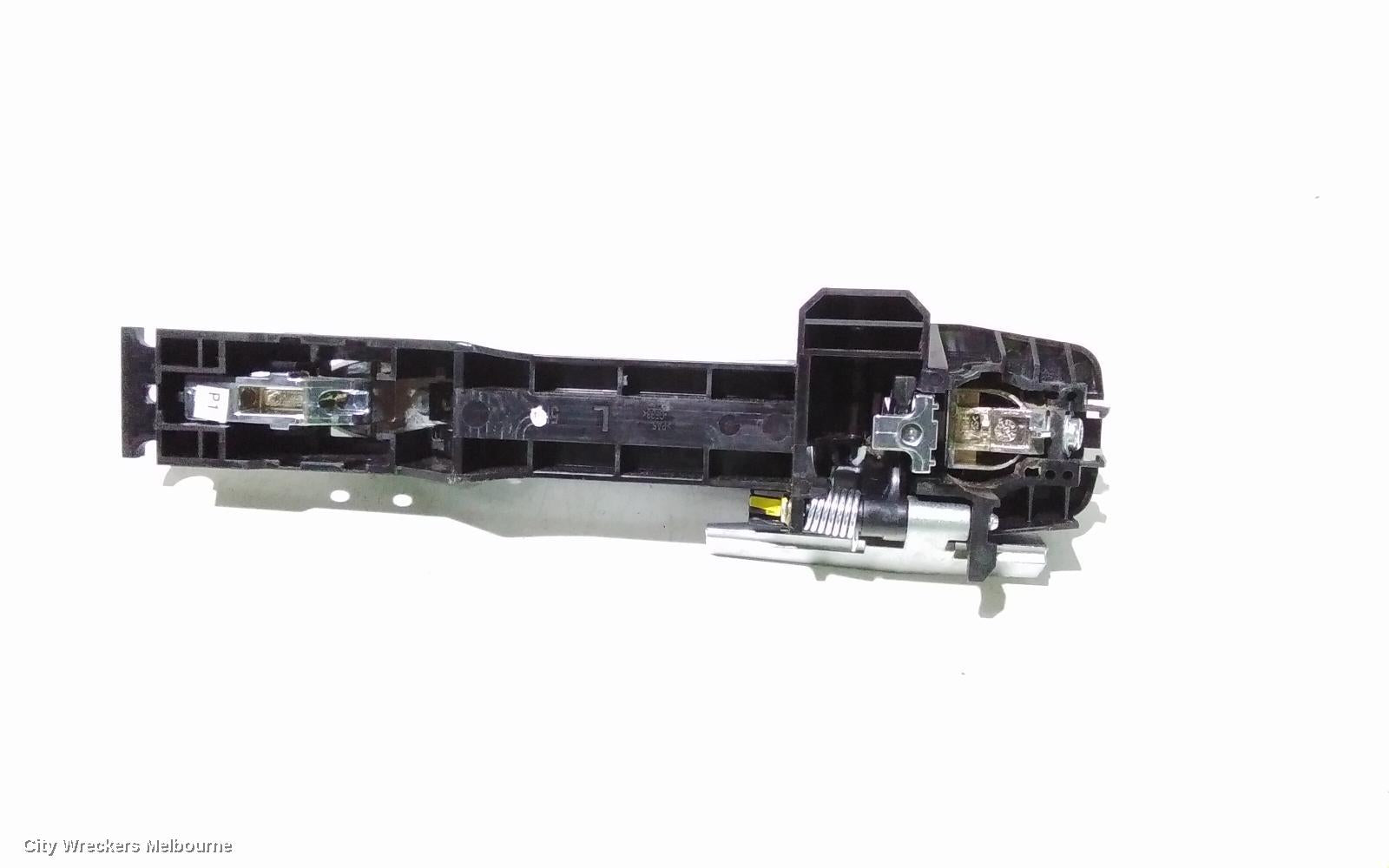 RENAULT KALEOS DOOR HANDLE, LH REAR, OUTER, W/ KEYLESS ENTRY TYPE, XZG, 05/2016 ONWARDS - Image 3