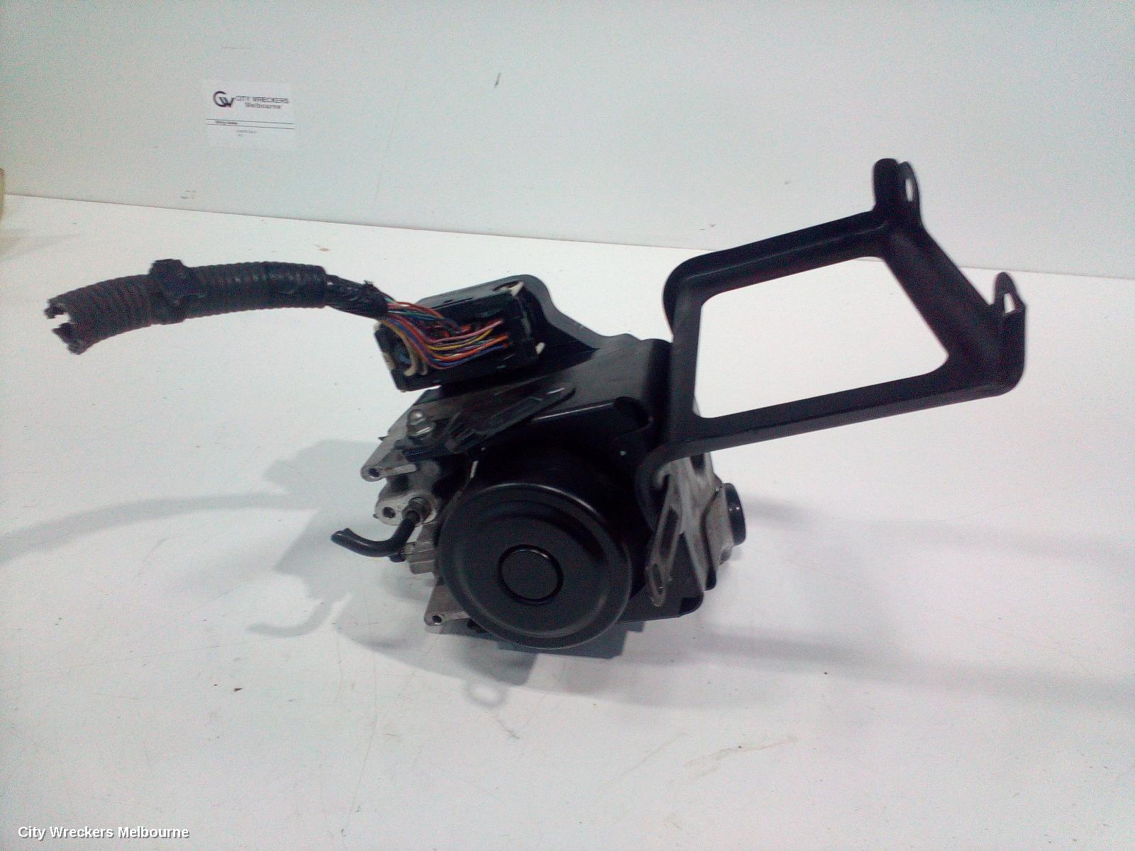 LEXUS RX SERIES ABS PUMP/MODULATOR, MCU3#, 04/2003 - 11/2005 - Image 2