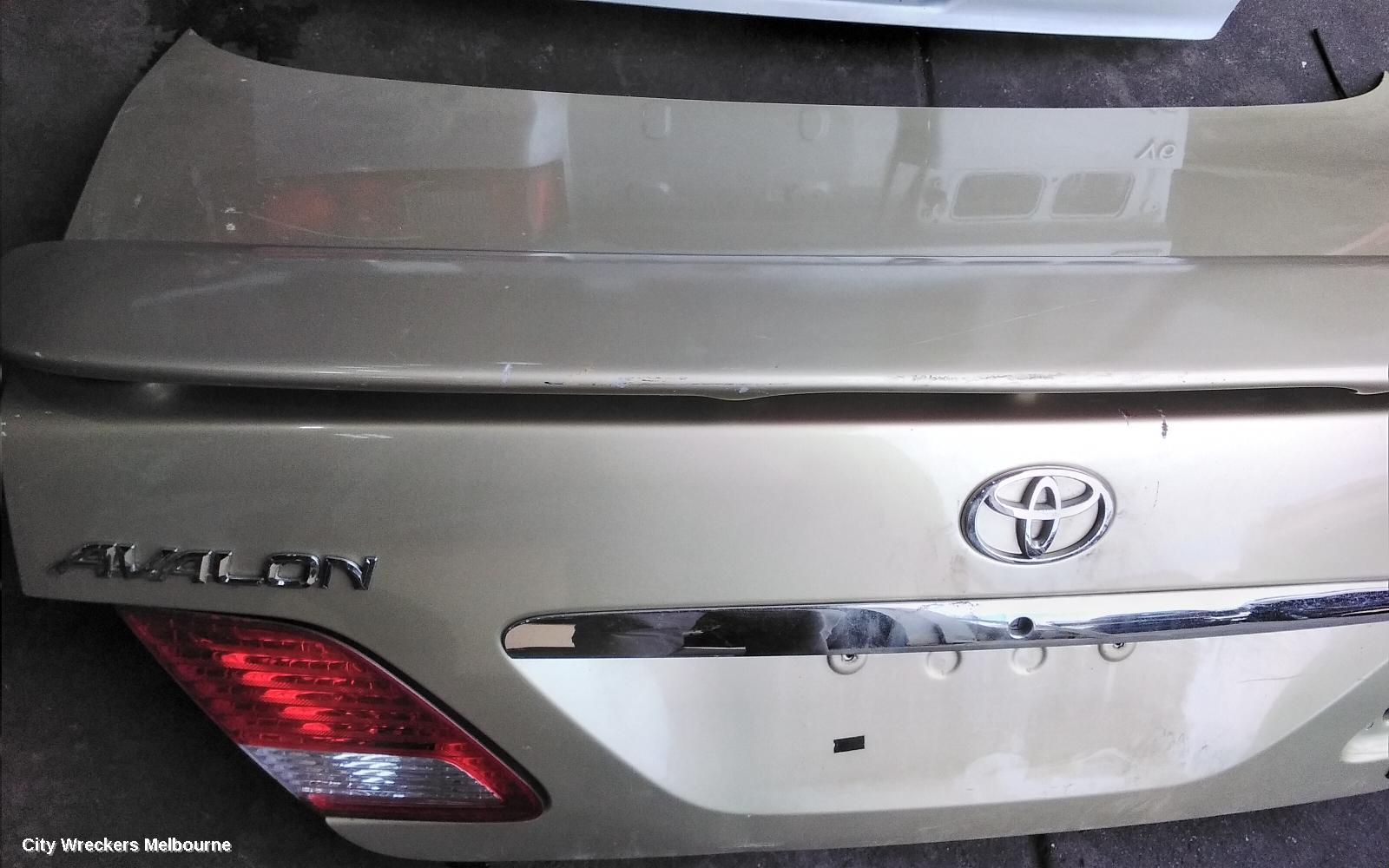 TOYOTA AVALON BOOTLID/TAILGATE, BOOTLID, MCX10R, SPOILERED TYPE, 10/2003 - 06/2005 - Image 2