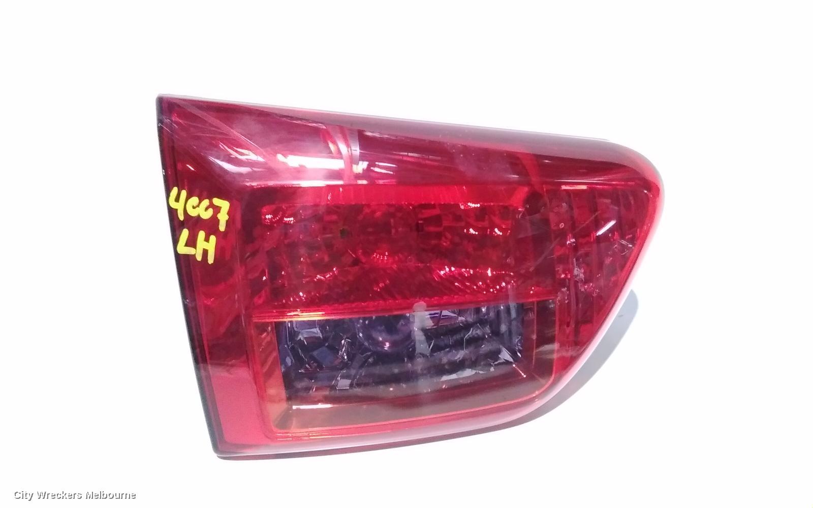 PEUGEOT 4007 REAR GARNISH, TAILGATE LAMP (LH SIDE), 10/2009 - 08/2013 - Image 2