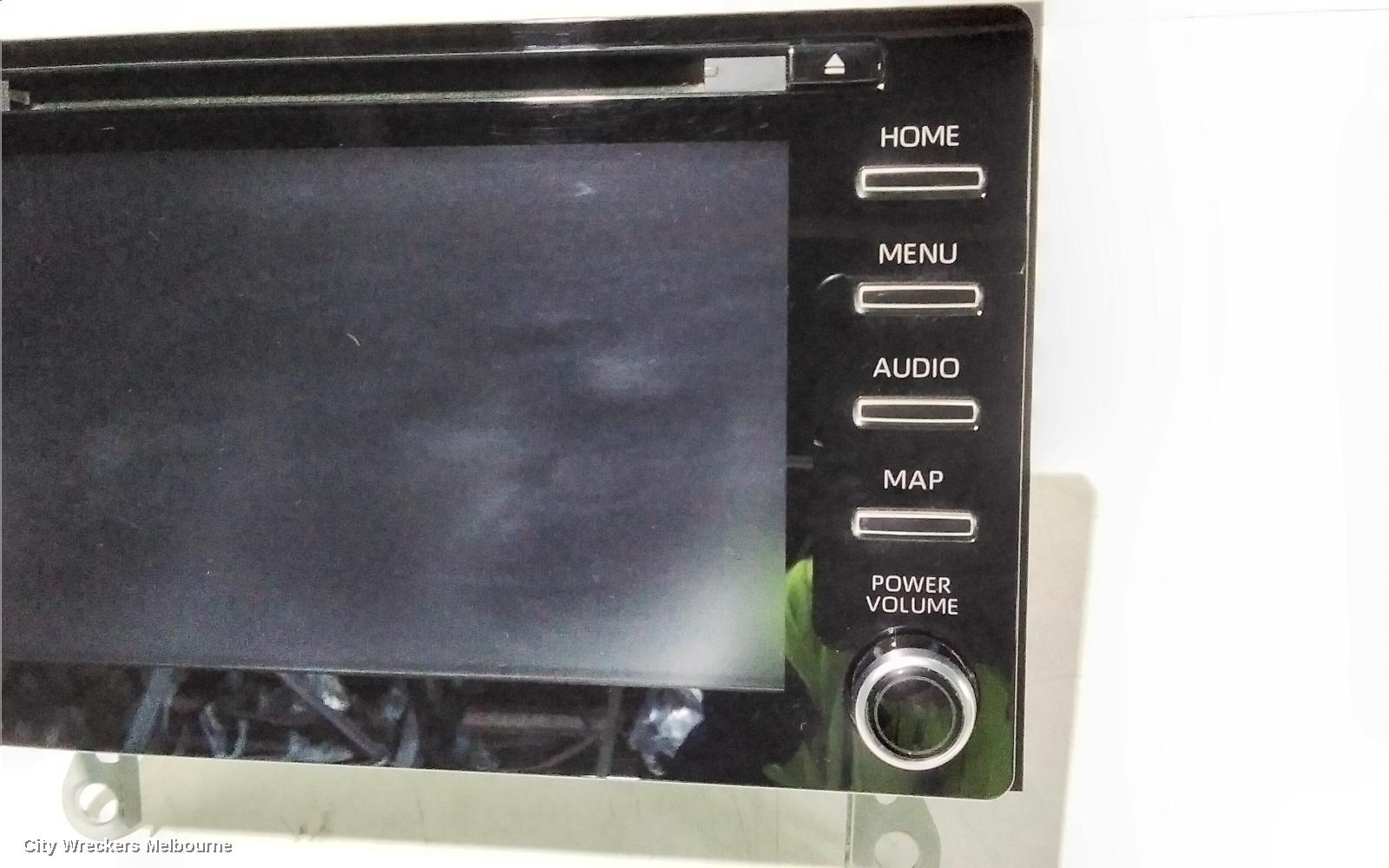 TOYOTA HIACE RADIO/CD/DVD/SAT/TV, 7IN TOUCHSCREEN, 300 SERIES, 04/2019 ONWARDS - Image 3