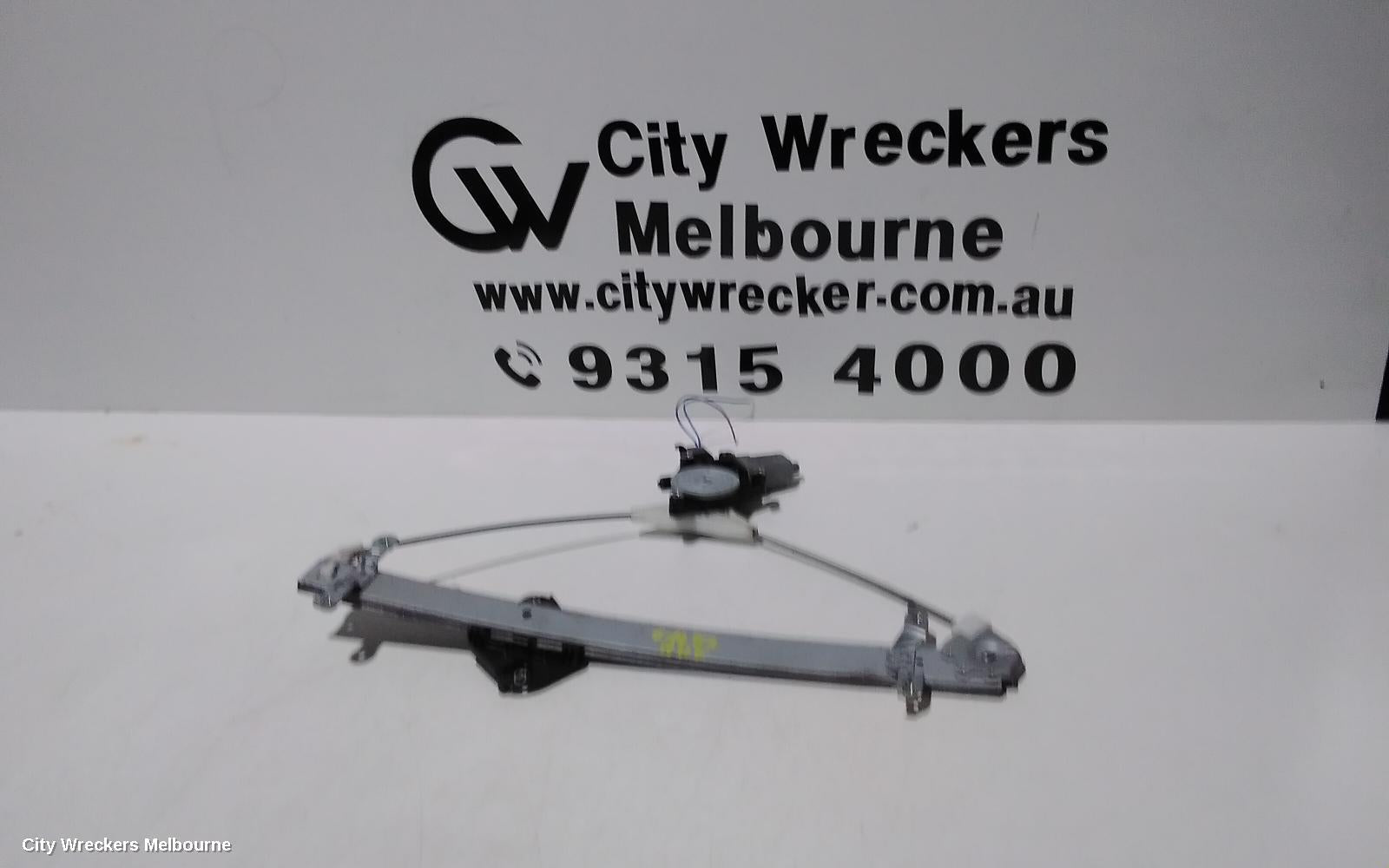 SUBARU FORESTER RIGHT FRONT WINDOW REG/MOTOR, 2 PIN PLUG TYPE, 02/2008 - 12/2010 - Image 2