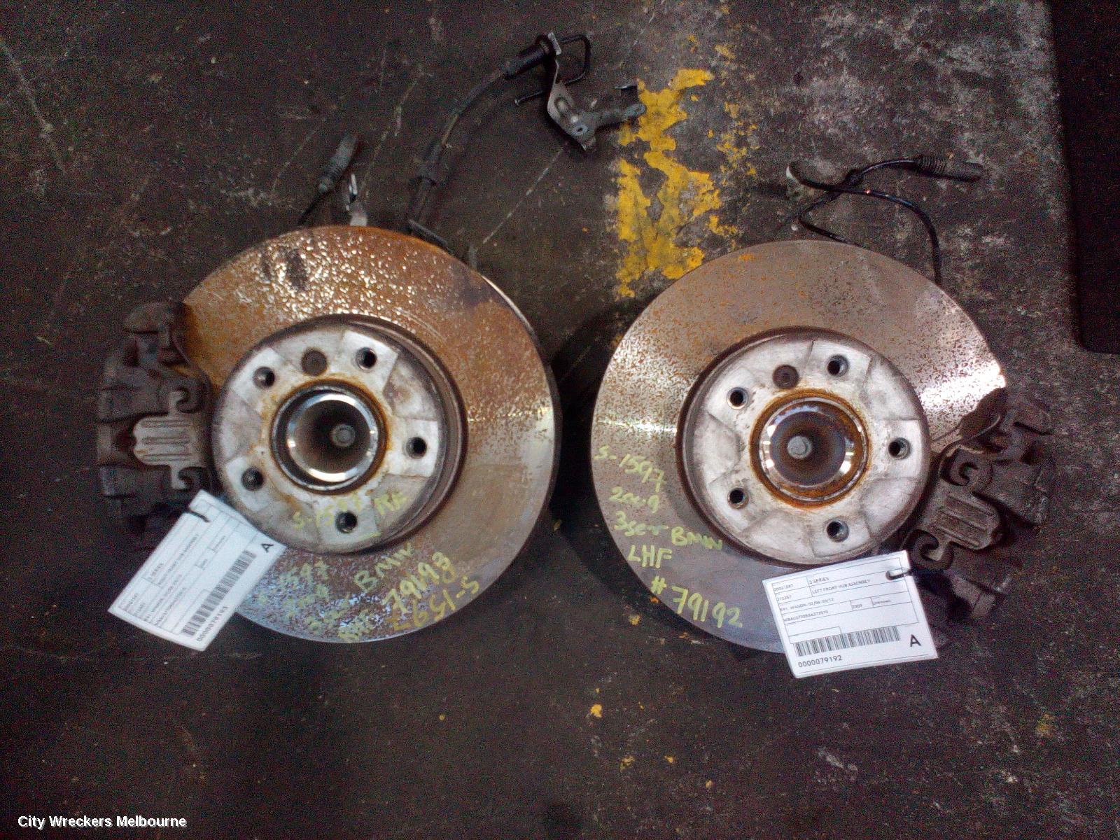 BMW 3 SERIES RIGHT FRONT HUB ASSEMBLY, E91, WAGON, 02/2006 - 04/2012 - Image 2