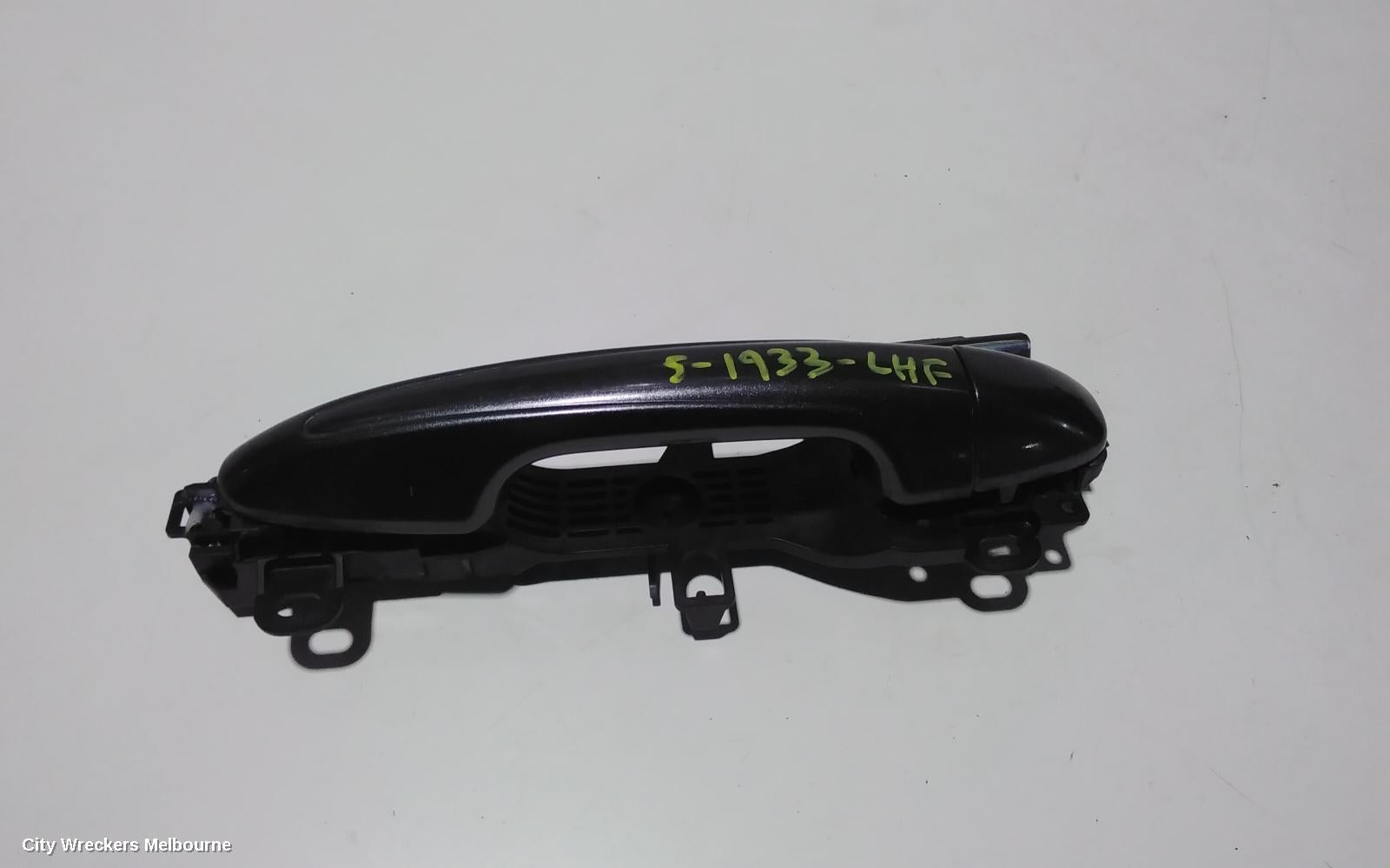 TOYOTA RAV4 DOOR HANDLE, OUTER, LH FRONT, GX, COLOUR CODED, XA40, 12/2012 - 11/2018 - Image 1
