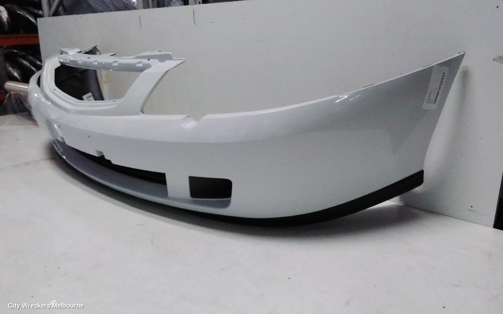 HOLDEN COMMODORE FRONT BUMPER, VY1-VY2, EXECUTIVE/ACCLAIM/EQUIPE/LUMINA/25TH ANNIV/SV8, 10/2002 - 08/2004 - Image 3