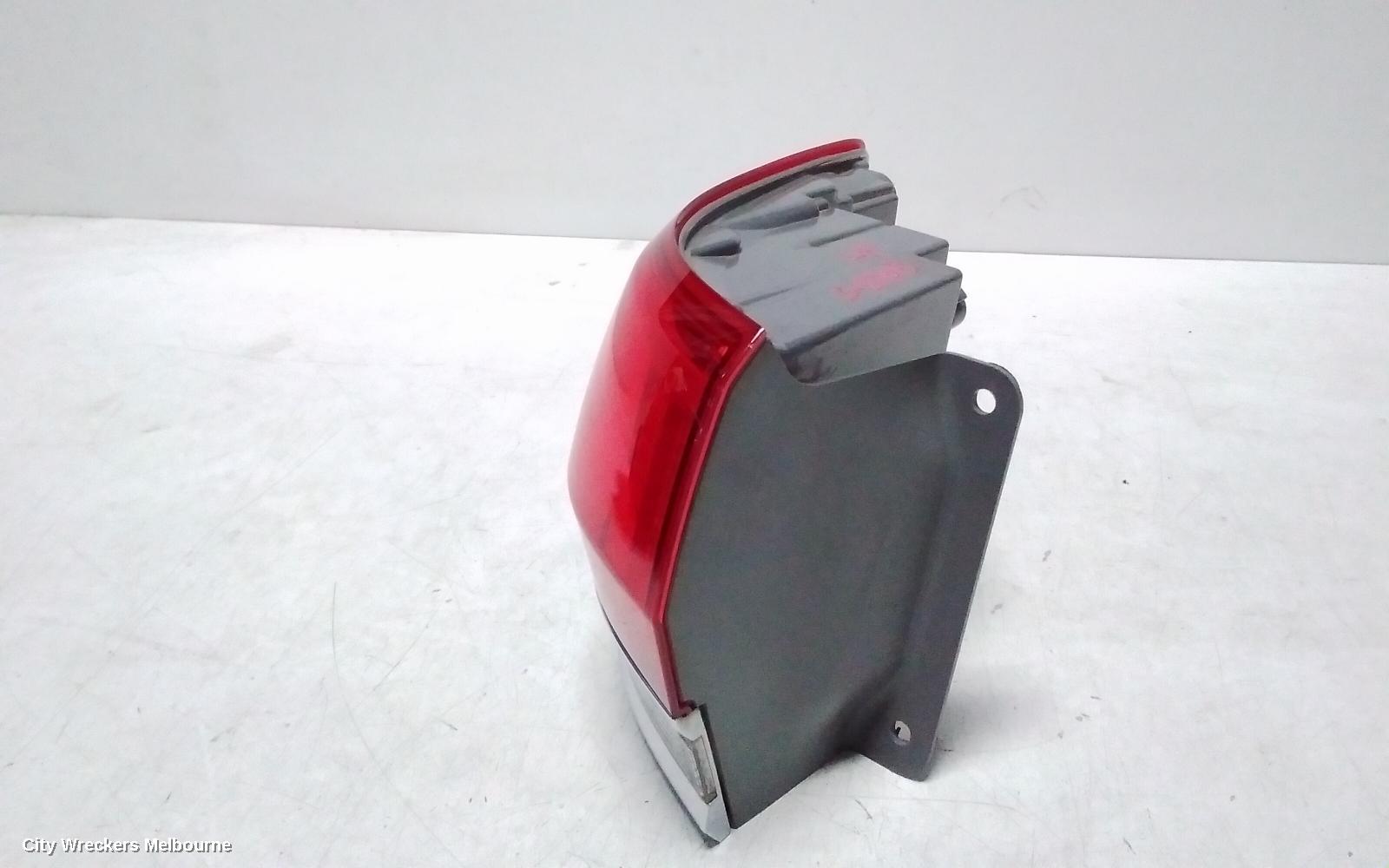 JEEP GRANDCHEROKEE LEFT TAILLIGHT, WK, LAREDO/OVERLAND/LIMITED, W/ CHROME BEZEL, 04/2013 - 02/2022 - Image 3
