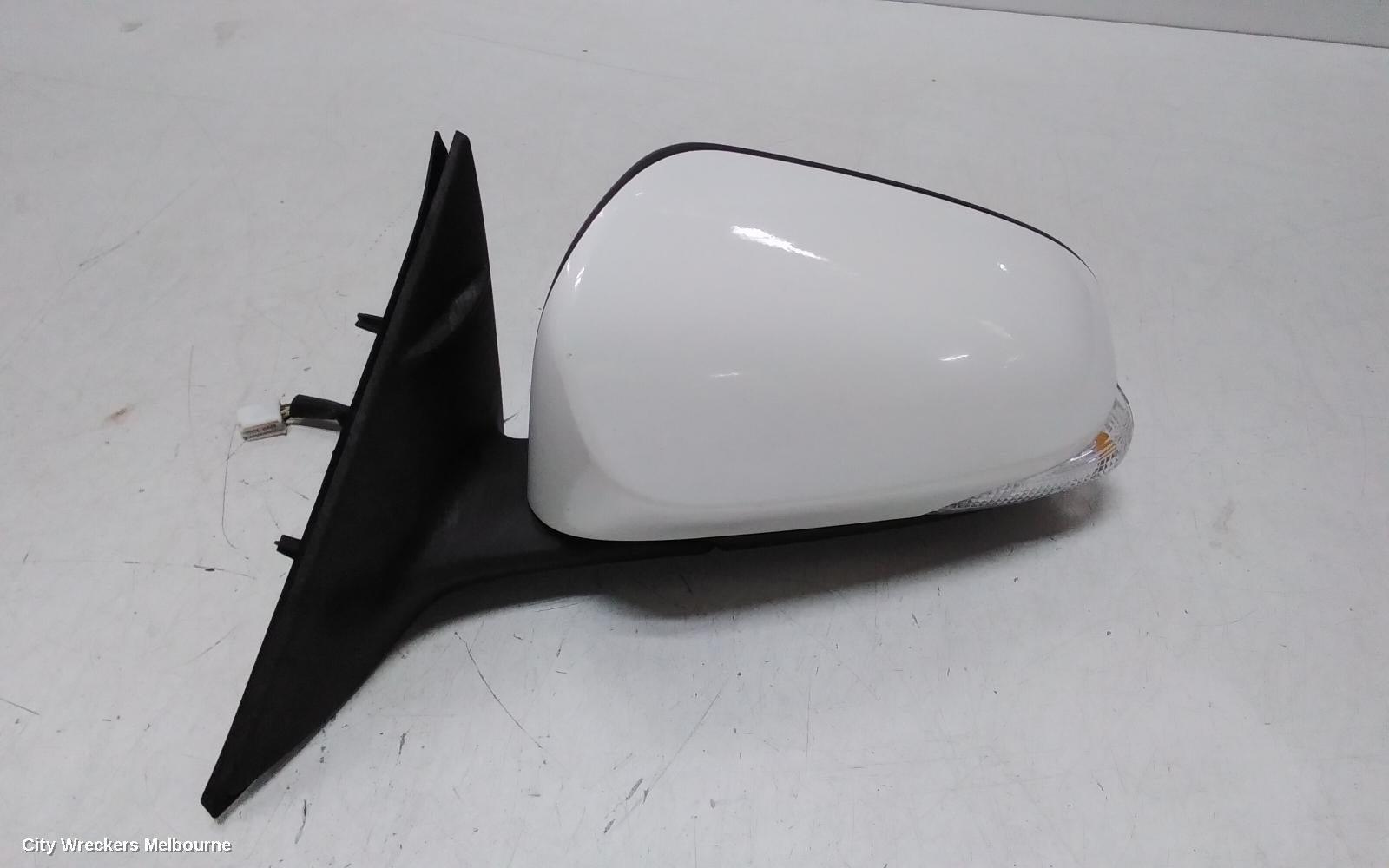 TOYOTA CAMRY LEFT DOOR MIRROR, ASV50/AVV50, ALTISE/ATARA R/S/SX/HYBRID H/RZ, NON BLIND SPOT MONITOR TYPE, 11/2011 - 03/2015 - Image 1
