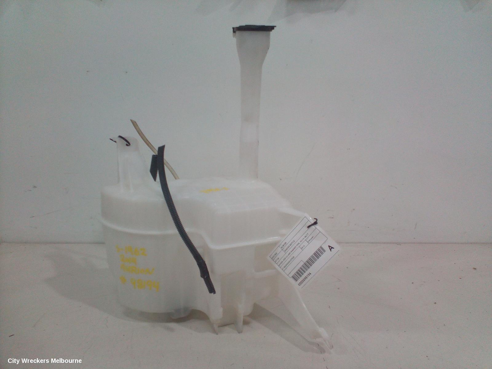 TOYOTA AURION WASHER BOTTLE, GSV50R, NON H/LAMP WASHER TYPE, 02/2012 - 08/2017 - Image 2